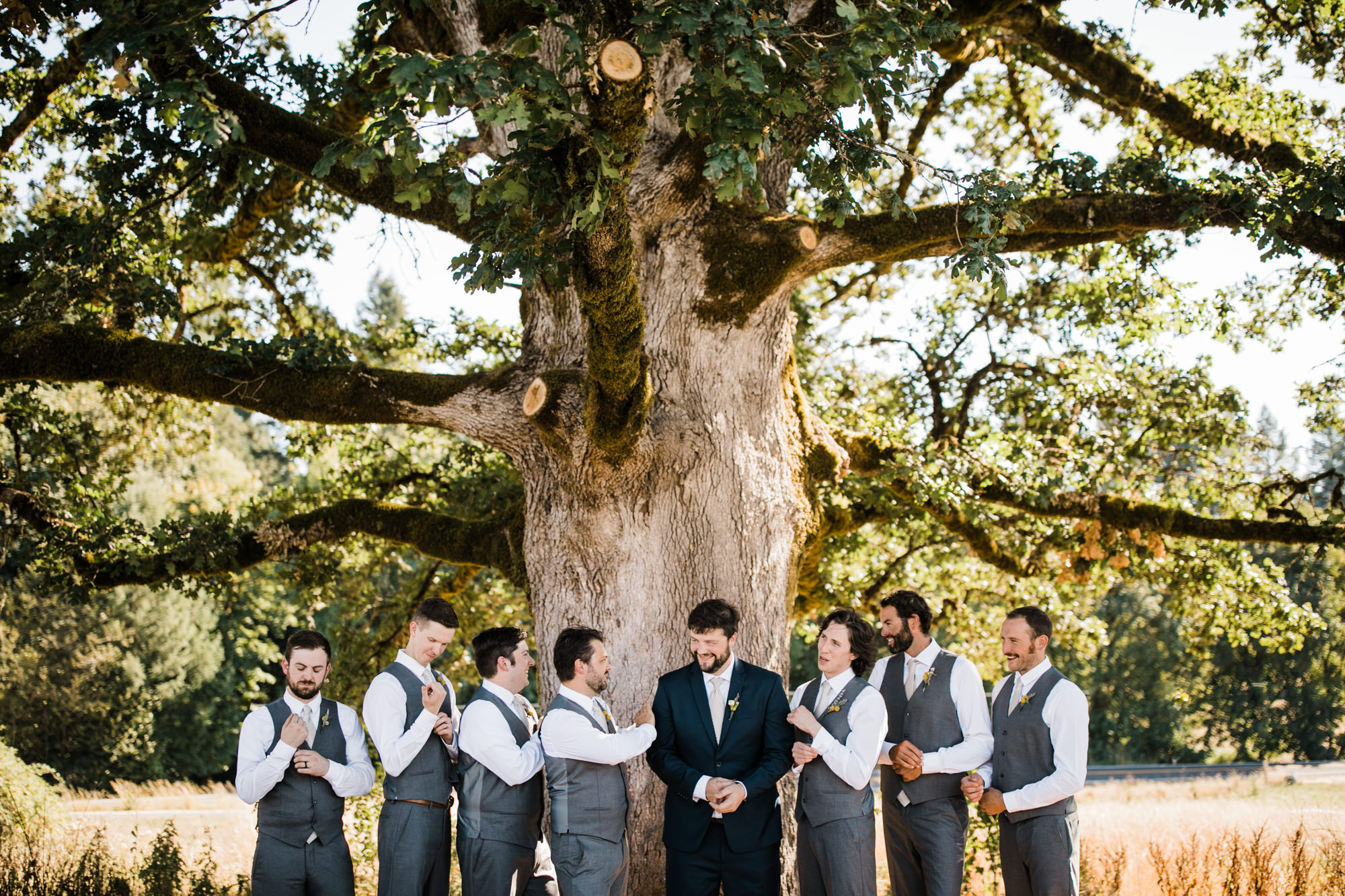 kati + joe's riverside wedding | adeline farms in woodland, washington | washington adventure wedding photographer | the hearnes adventure photography | www.thehearnes.com