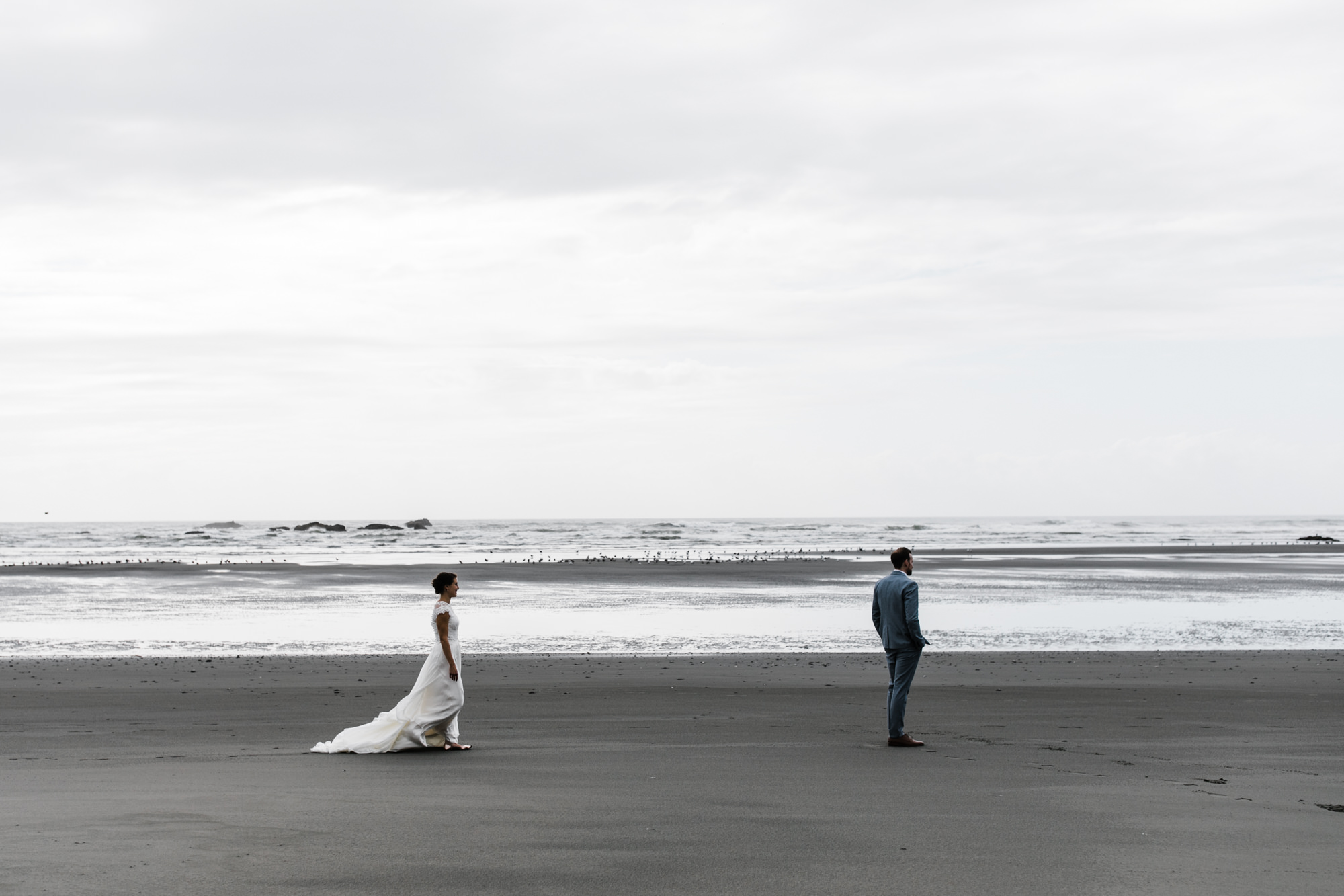 christina + dan's intimate wedding in olympic national park | kalaloch lodge + ruby beach elopement | washington wedding photographer | the hearnes adventure photography | www.thehearnes.com