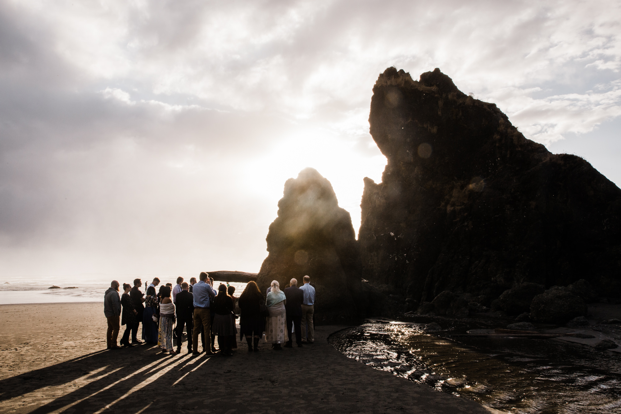 christina + dan's intimate wedding in olympic national park | kalaloch lodge + ruby beach elopement | washington wedding photographer | the hearnes adventure photography | www.thehearnes.com