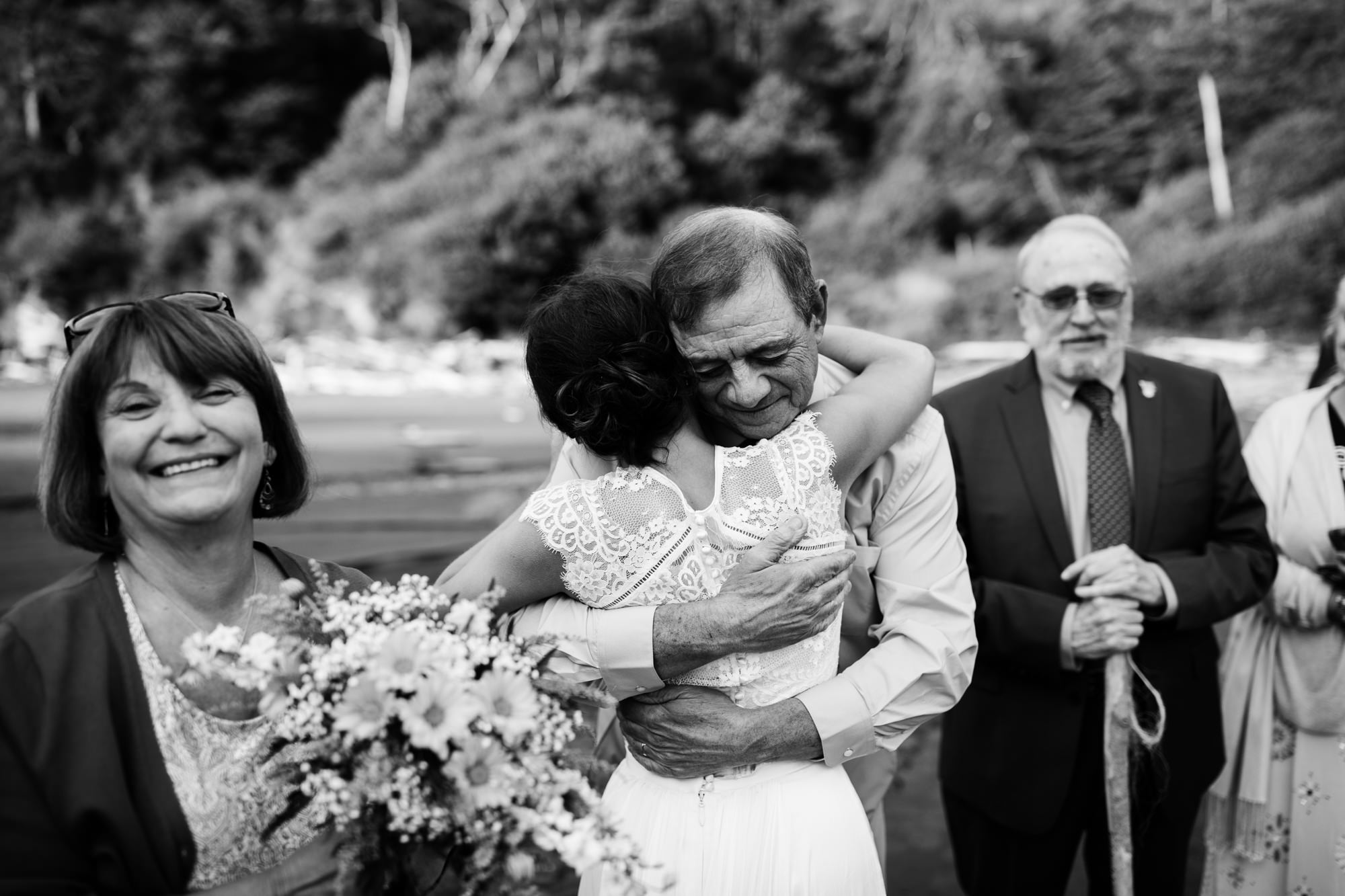 christina + dan's intimate wedding in olympic national park | kalaloch lodge + ruby beach elopement | washington wedding photographer | the hearnes adventure photography | www.thehearnes.com