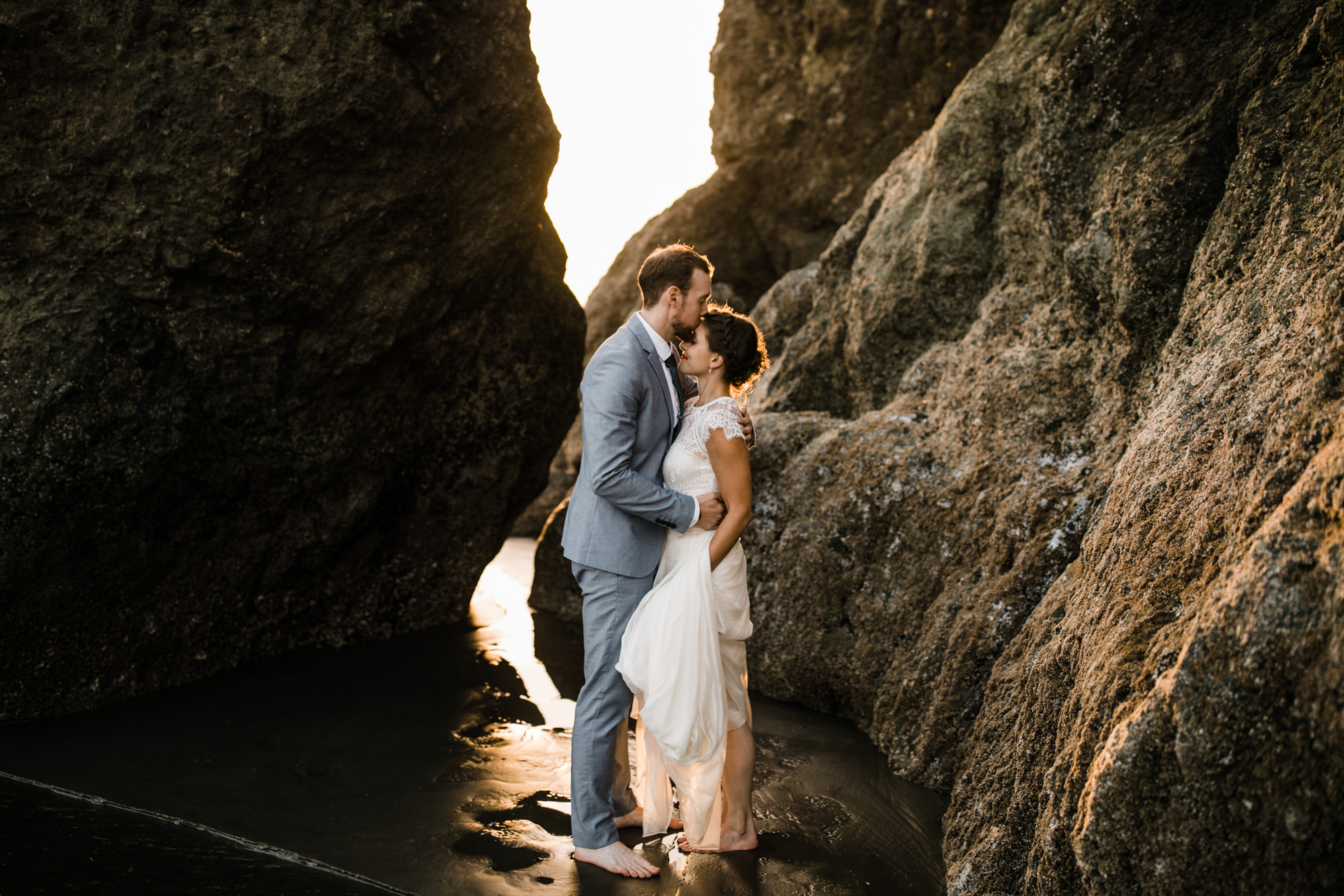 christina + dan's intimate wedding in olympic national park | kalaloch lodge + ruby beach elopement | washington wedding photographer | the hearnes adventure photography | www.thehearnes.com