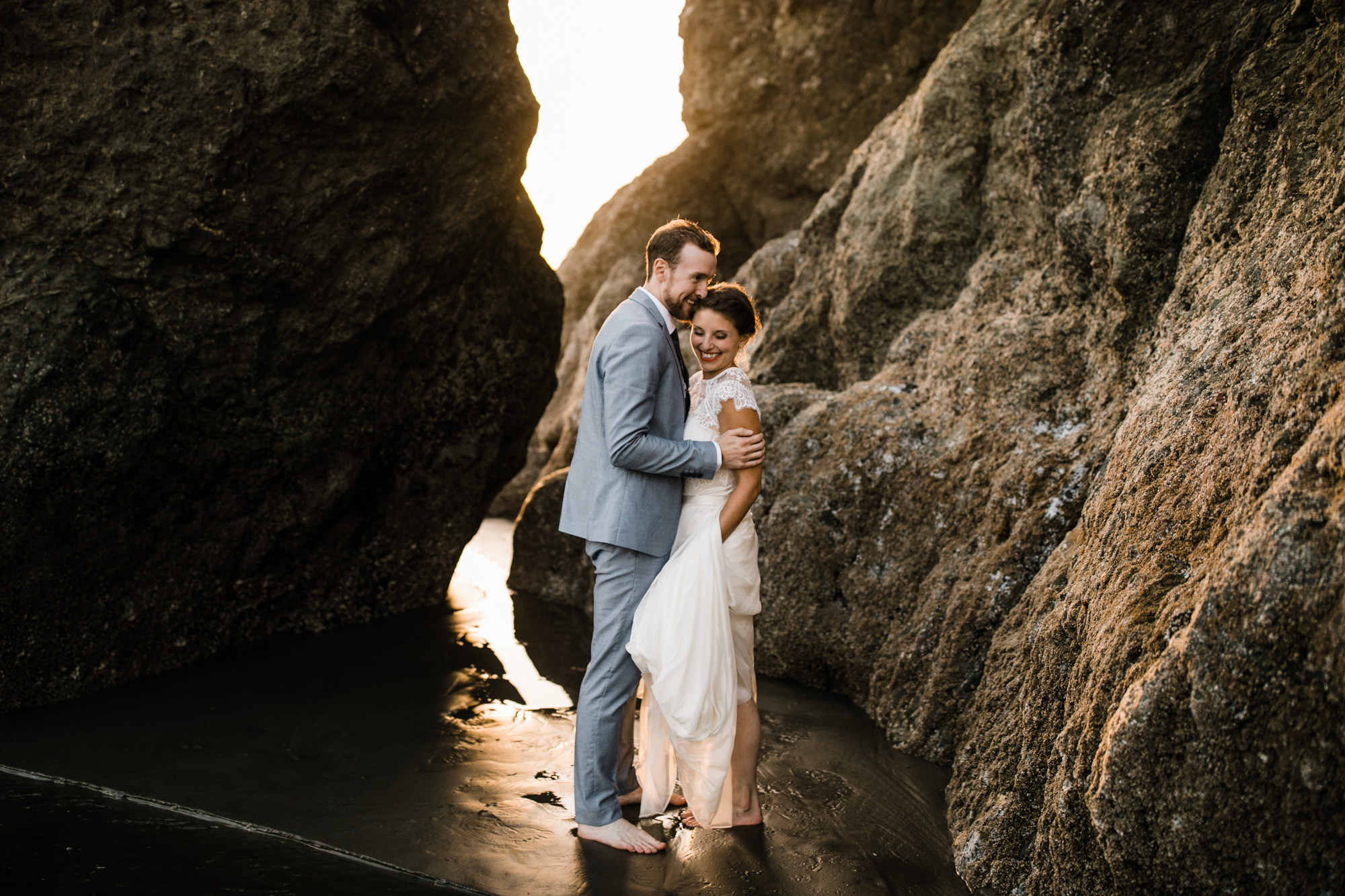 christina + dan's intimate wedding in olympic national park | kalaloch lodge + ruby beach elopement | washington wedding photographer | the hearnes adventure photography | www.thehearnes.com