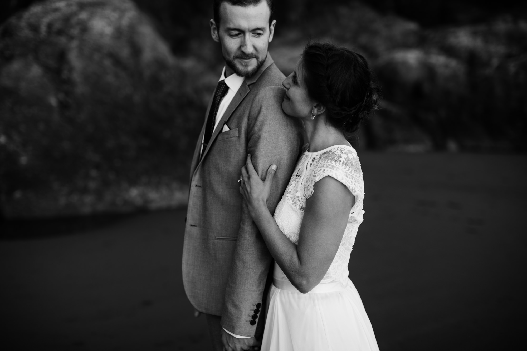 christina + dan's intimate wedding in olympic national park | kalaloch lodge + ruby beach elopement | washington wedding photographer | the hearnes adventure photography | www.thehearnes.com