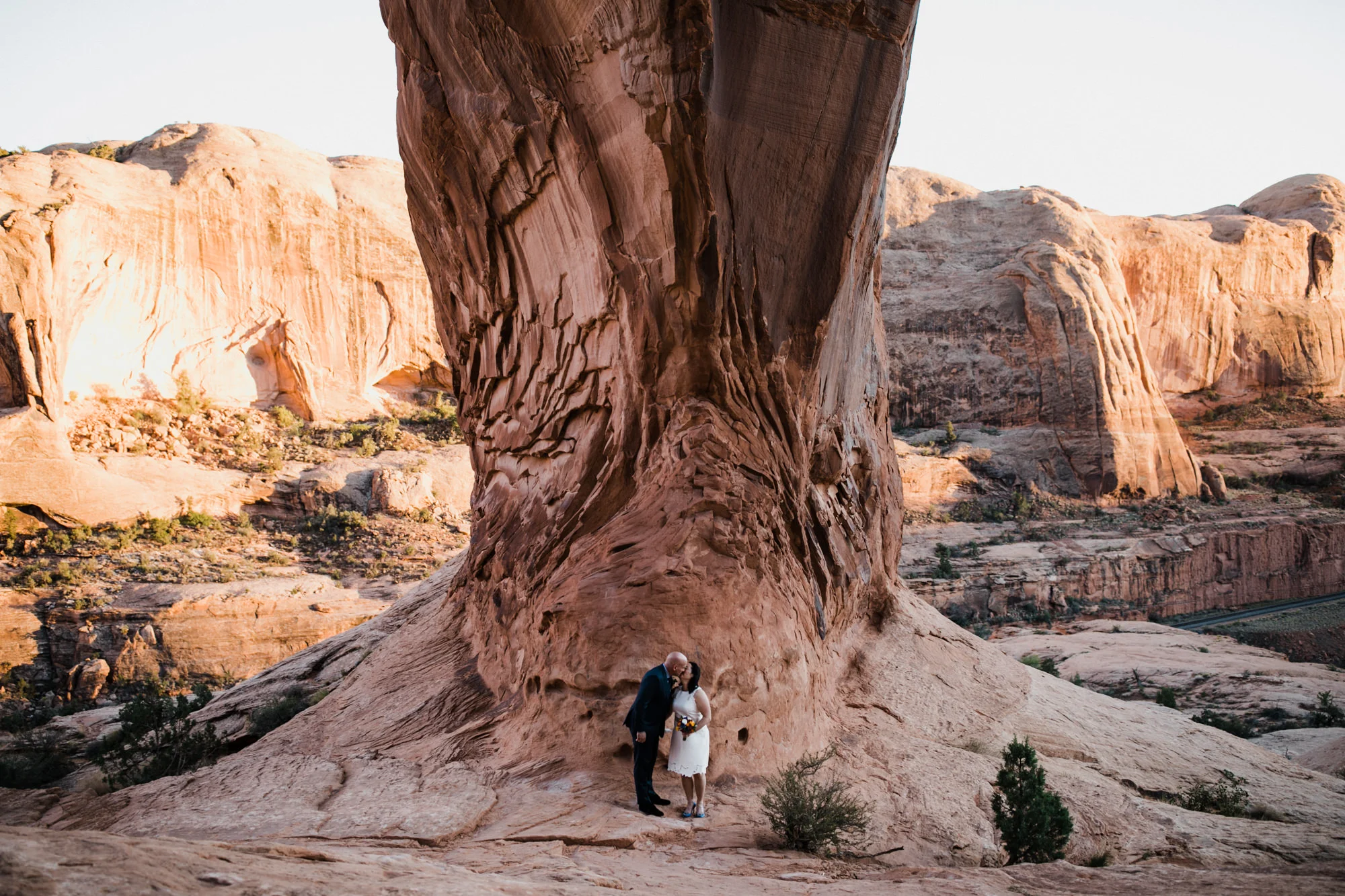 bob + janice's adventurous hike-in elopement | desert arch wedding inspiration | moab, utah intimate wedding photographer | the hearnes adventure photography | www.thehearnes.com