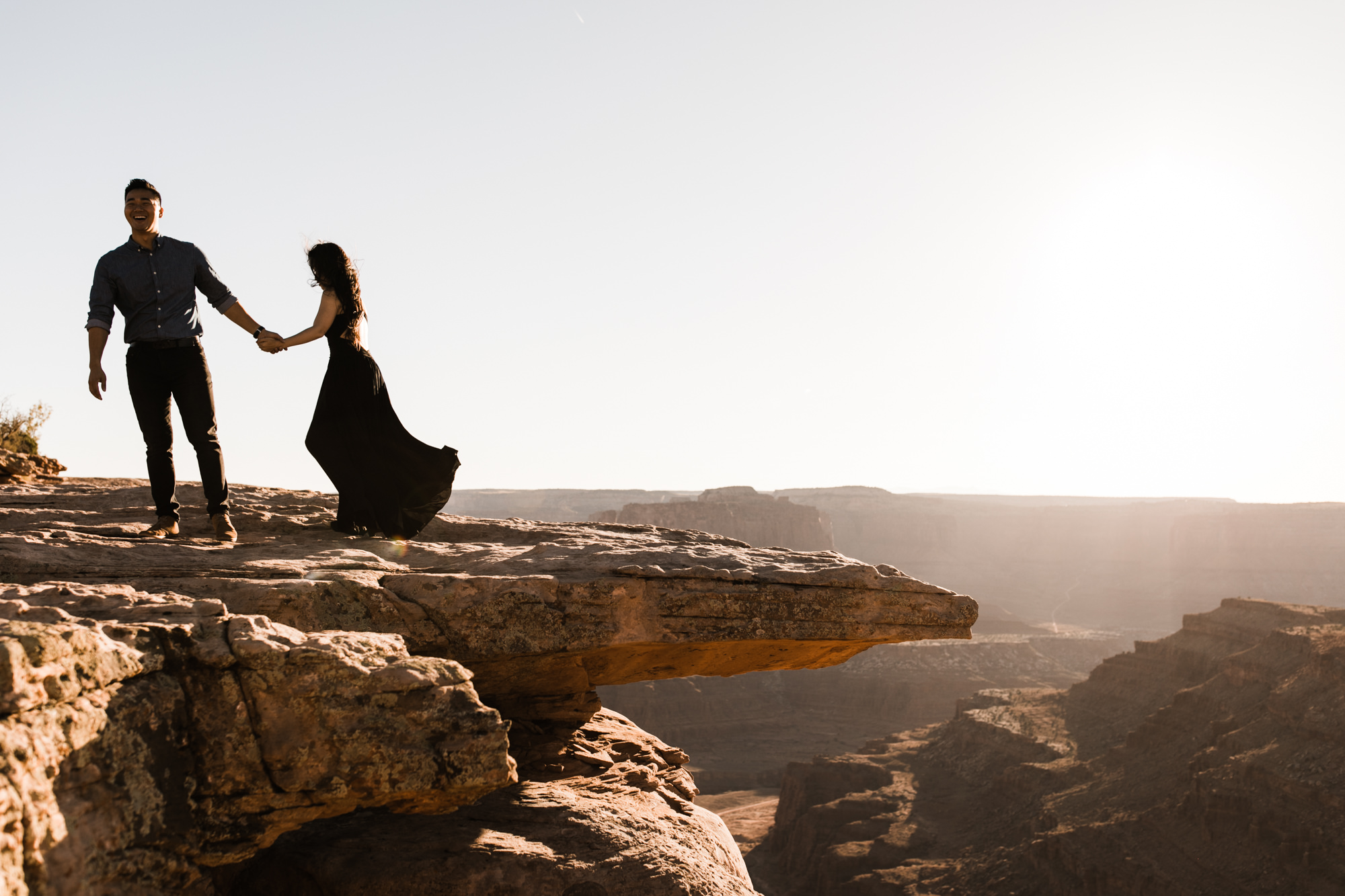 TAMI + ETHAN'S ADVENTUROUS DESERT ENGAGEMENT SESSION | DEAD HORSE POINT STATE PARK | UTAH ELOPEMENT PHOTOGRAPHER | the hearnes adventure photography | www.thehearnes.com