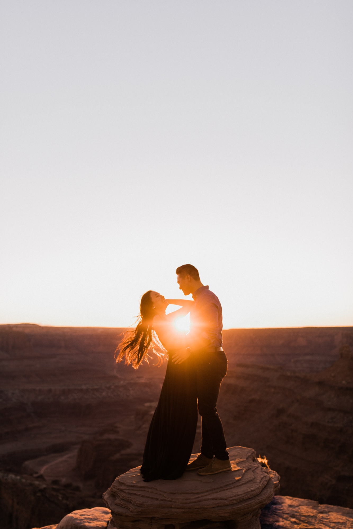 TAMI + ETHAN'S ADVENTUROUS DESERT ENGAGEMENT SESSION | DEAD HORSE POINT STATE PARK | UTAH ELOPEMENT PHOTOGRAPHER | the hearnes adventure photography | www.thehearnes.com