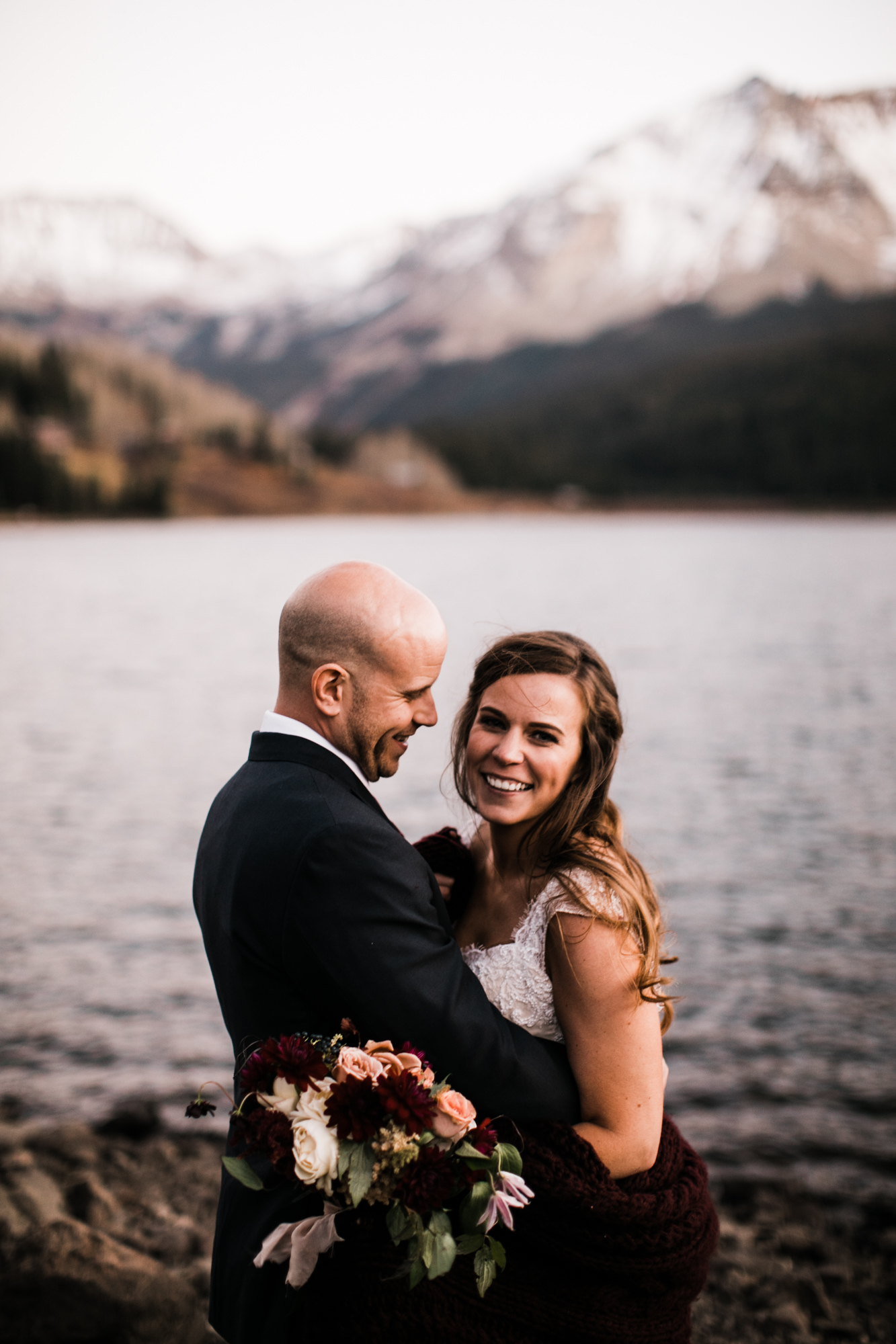 JENNY + ASHLEY'S MOUNTAINTOP INTIMATE WEDDING | TELLURIDE, COLORADO ELOPEMENT PHOTOGRAPHER | FALL MOUNTAIN WEDDING INSPIRATION | the hearnes adventure photography | www.thehearnes.com