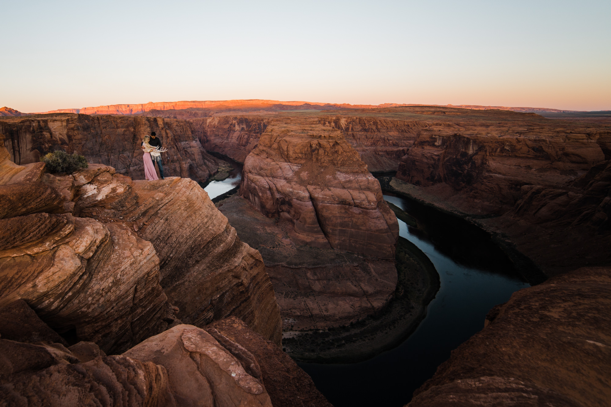 chelsea + jorge's day-after wedding adventure session in page, arizona | horseshoe bend | adventure elopement photographer | the hearnes adventure photography | www.thehearnes.com