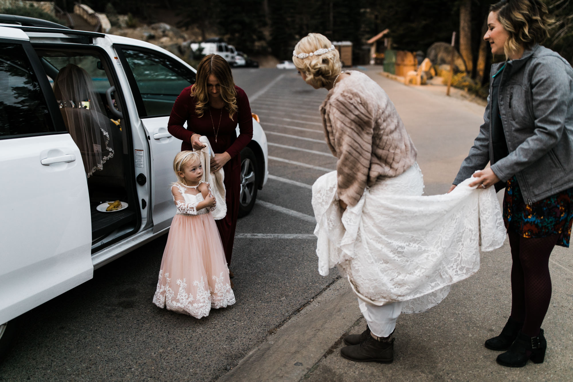 intimate wedding at glacier point | yosemite national park | destination wedding photographer | the hearnes adventure photography | www.thehearnes.com