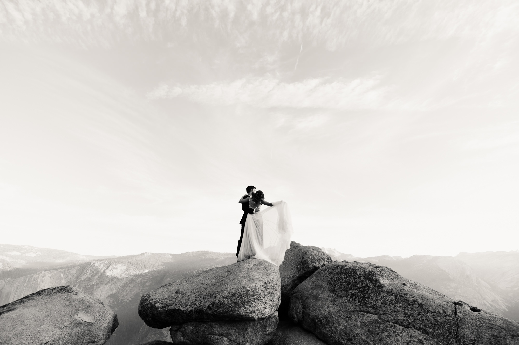 adventurous yosemite elopement | sunrise at glacier point | sunset wedding ceremony at taft point | destination elopement photographer | the hearnes adventure photography | www.thehearnes.com