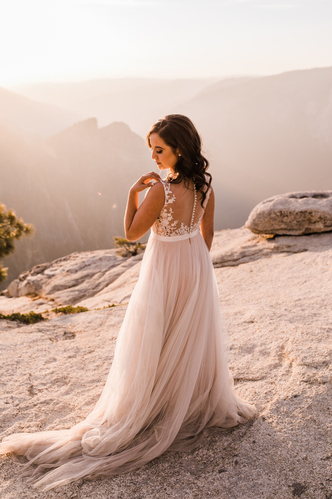 adventurous yosemite elopement | sunrise at glacier point | sunset wedding ceremony at taft point | destination elopement photographer | the hearnes adventure photography | www.thehearnes.com