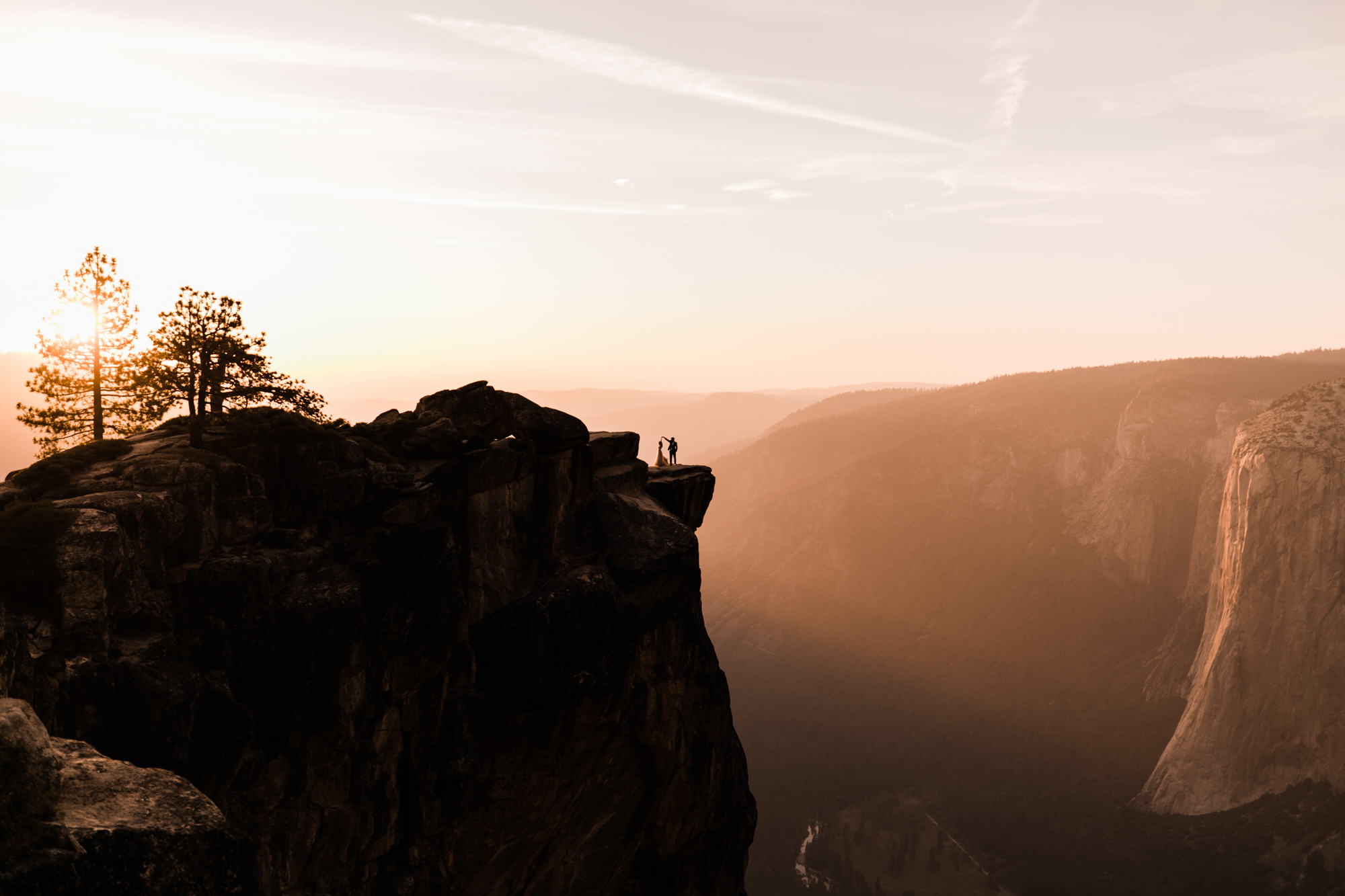 adventurous yosemite elopement | sunrise at glacier point | sunset wedding ceremony at taft point | destination elopement photographer | the hearnes adventure photography | www.thehearnes.com