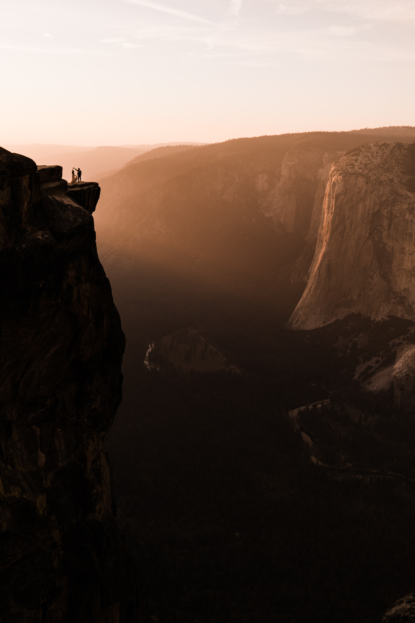 adventurous yosemite elopement | sunrise at glacier point | sunset wedding ceremony at taft point | destination elopement photographer | the hearnes adventure photography | www.thehearnes.com