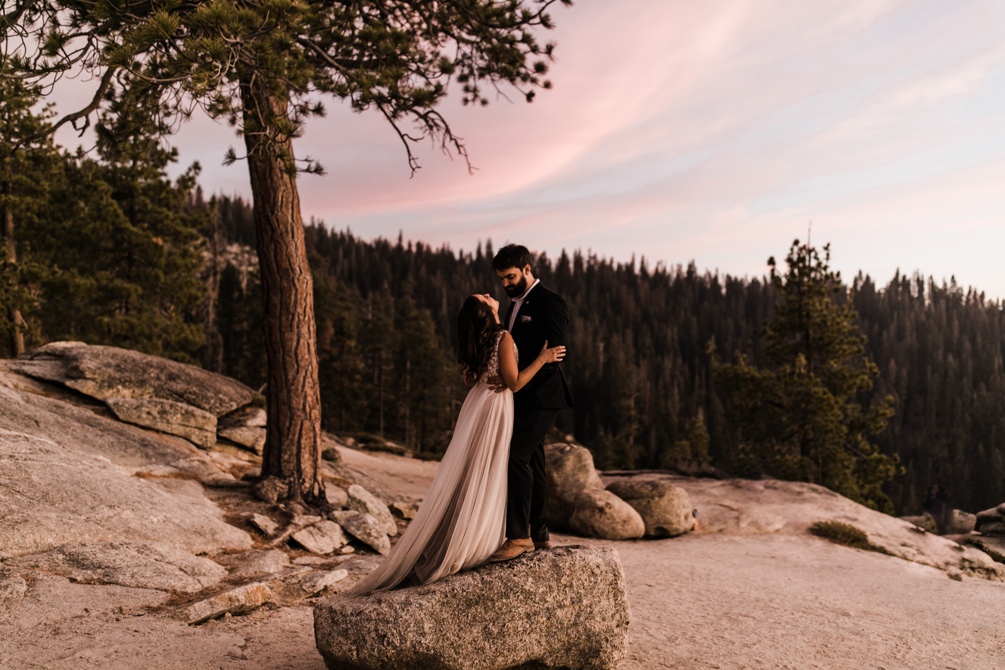 adventurous yosemite elopement | sunrise at glacier point | sunset wedding ceremony at taft point | destination elopement photographer | the hearnes adventure photography | www.thehearnes.com