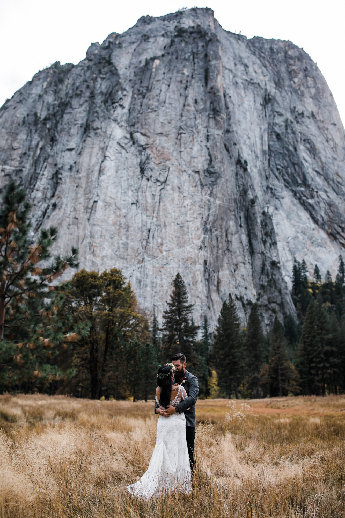 chris + jen's intimate yosemite wedding | yosemite adventure wedding photographer | the hearnes adventure photography | www.thehearnes.com