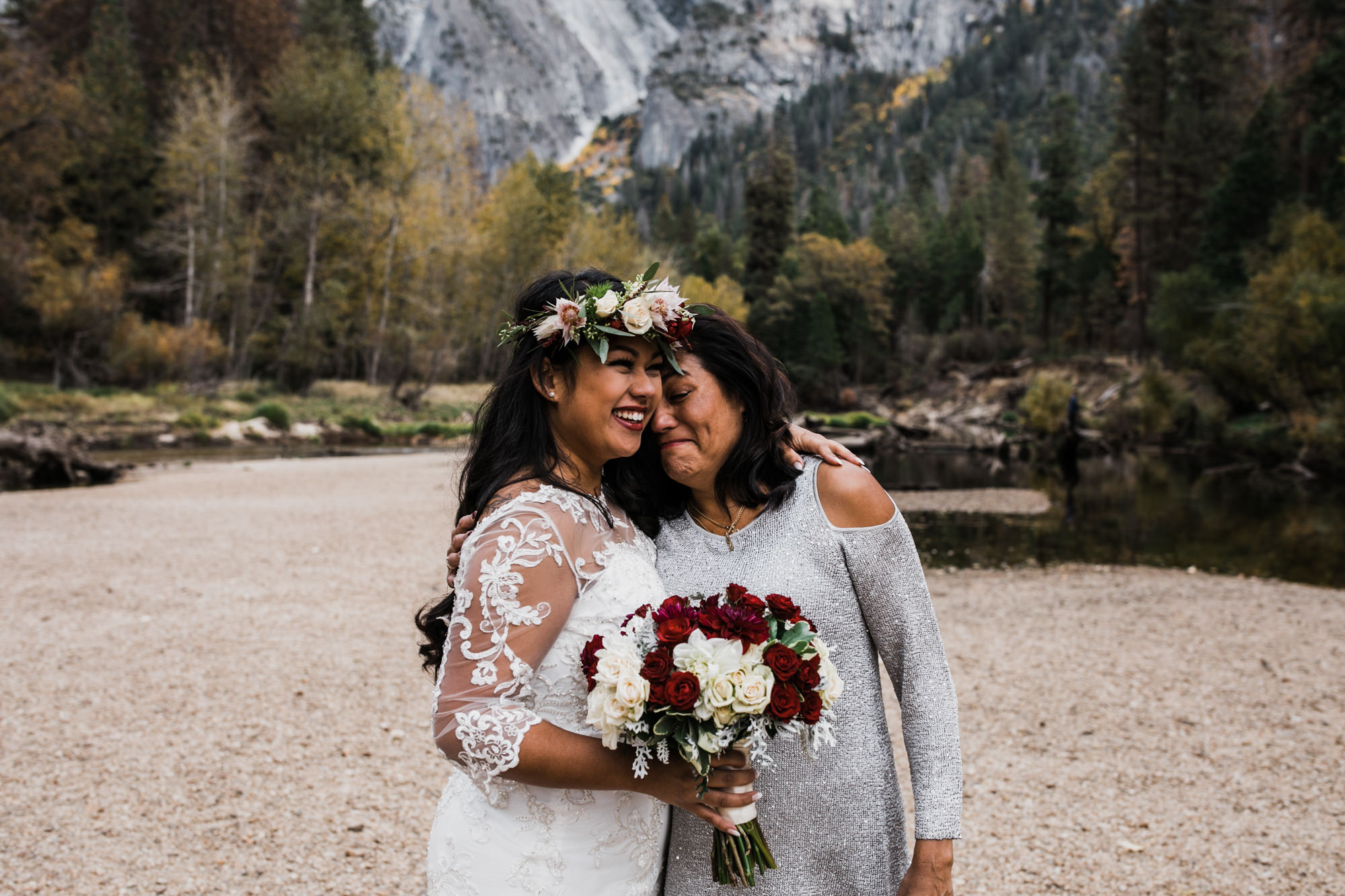 chris + jen's intimate yosemite wedding | yosemite adventure wedding photographer | the hearnes adventure photography | www.thehearnes.com