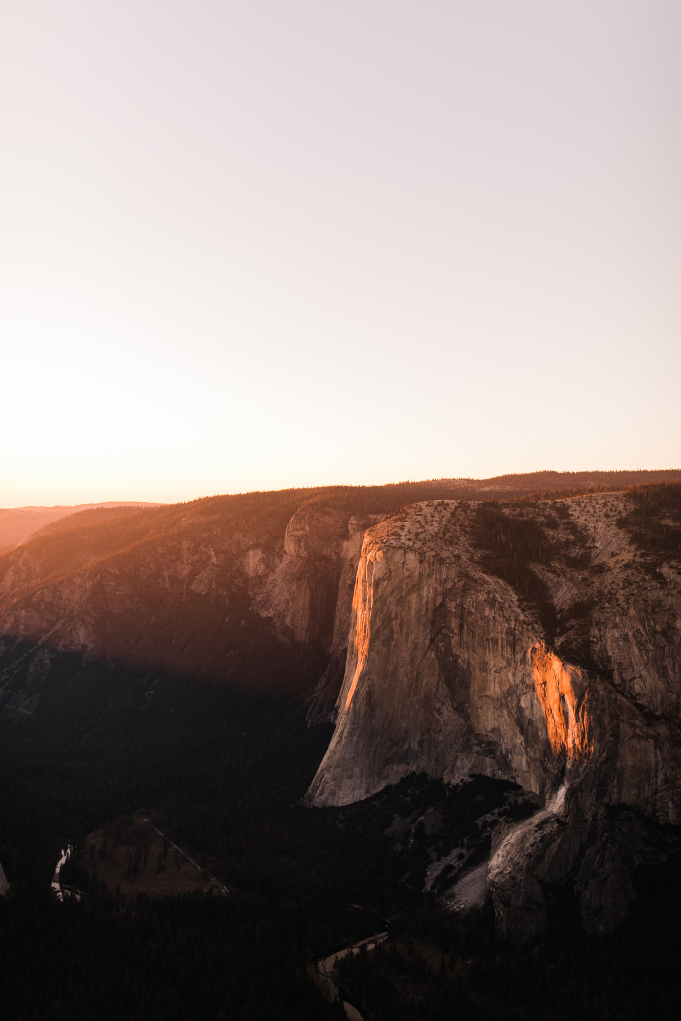 rachel + seth's adventurous taft point engagement session | yosemite national park | california adventure elopement photographer | the hearnes adventure photography | www.thehearnes.com