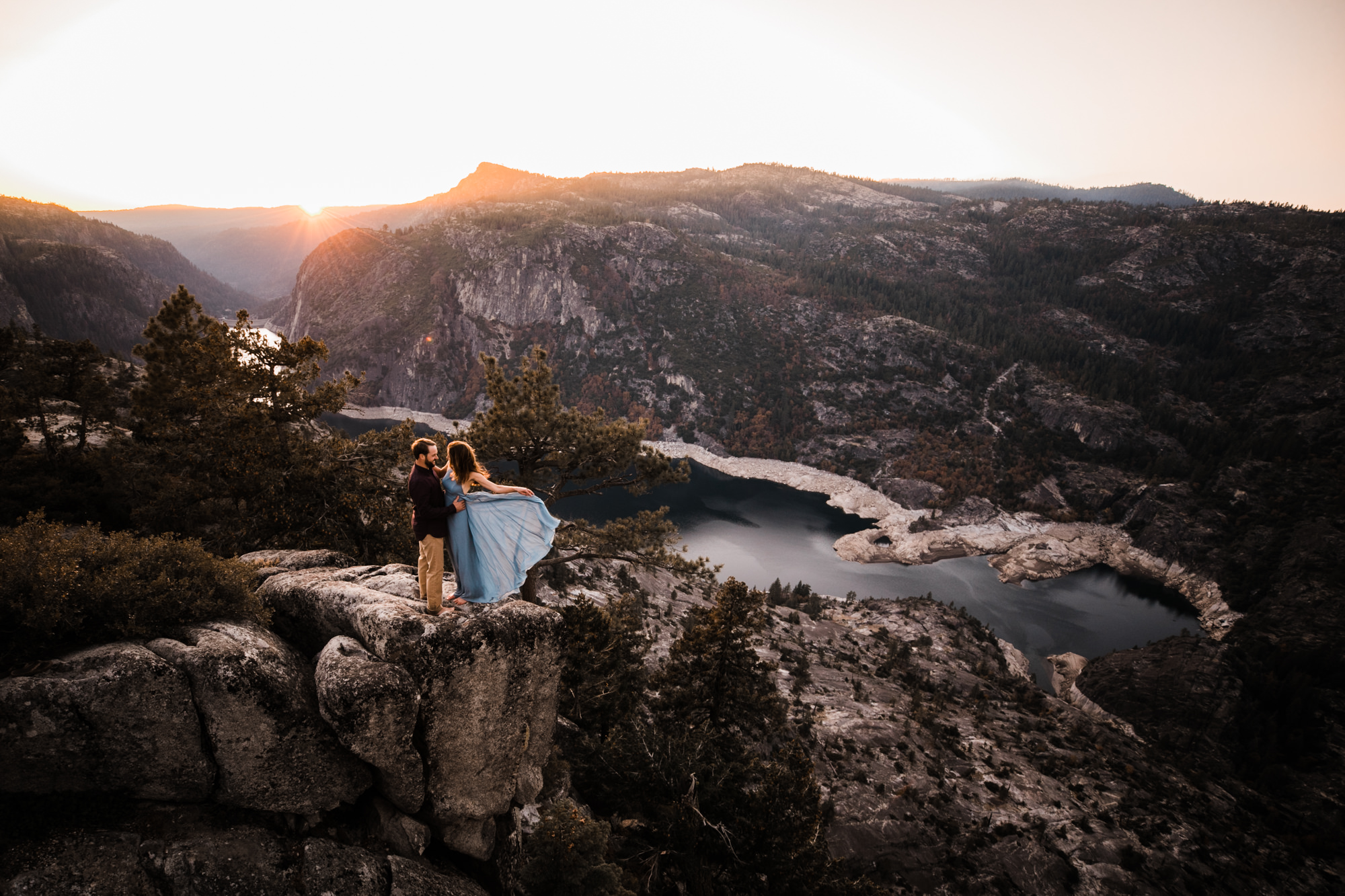 lauren + nick's adventurous national forest engagement session | california adventure elopement photographer | the hearnes adventure photography | www.thehearnes.com