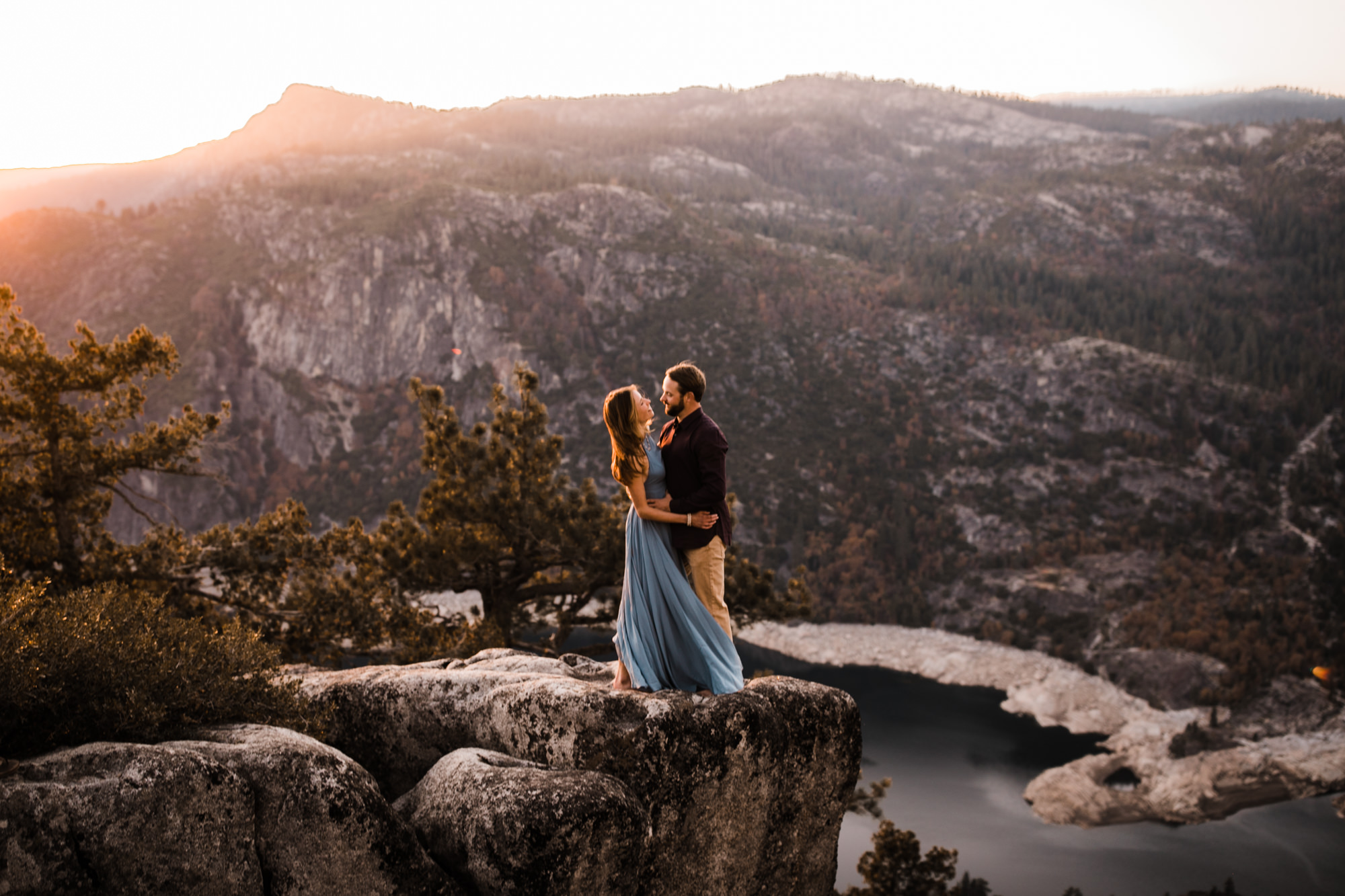 lauren + nick's adventurous national forest engagement session | california adventure elopement photographer | the hearnes adventure photography | www.thehearnes.com