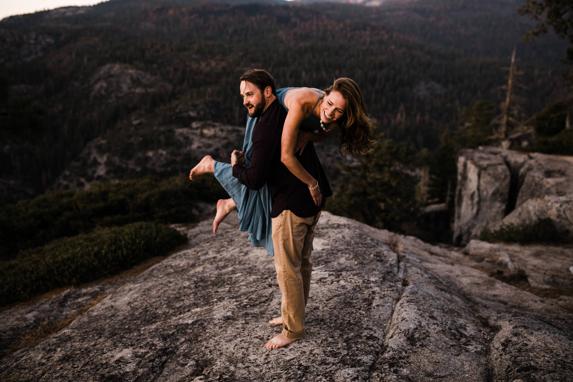 lauren + nick's adventurous national forest engagement session | california adventure elopement photographer | the hearnes adventure photography | www.thehearnes.com