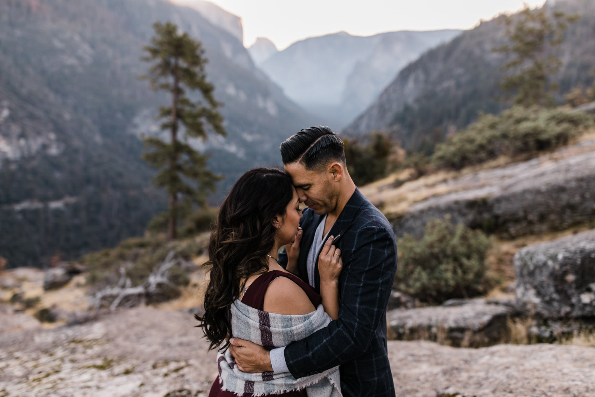 ray + ema's adventurous fall engagement session | yosemite national park | california adventure elopement photographer | the hearnes adventure photography | www.thehearnes.com