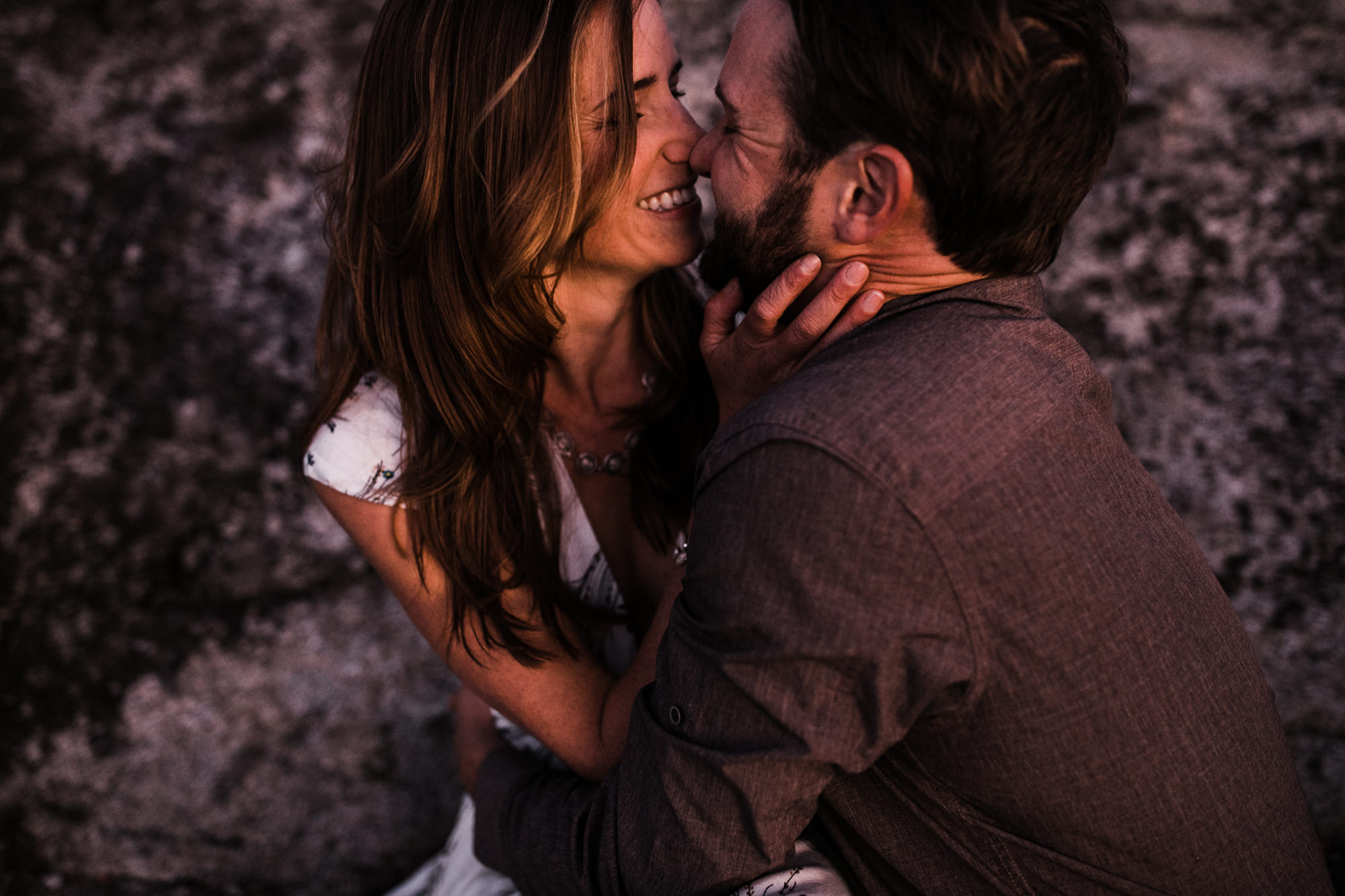 california mountain top engagement session | destination engagement photo inspiration | utah adventure elopement photographers | the hearnes adventure photography | www.thehearnes.com