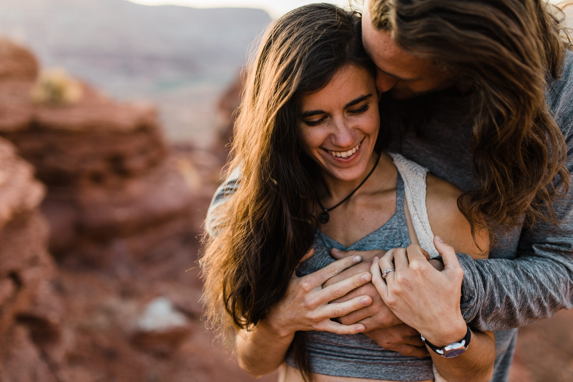 adventure engagement session in moab, utah | destination engagement photo inspiration | utah adventure elopement photographers | the hearnes adventure photography | www.thehearnes.com