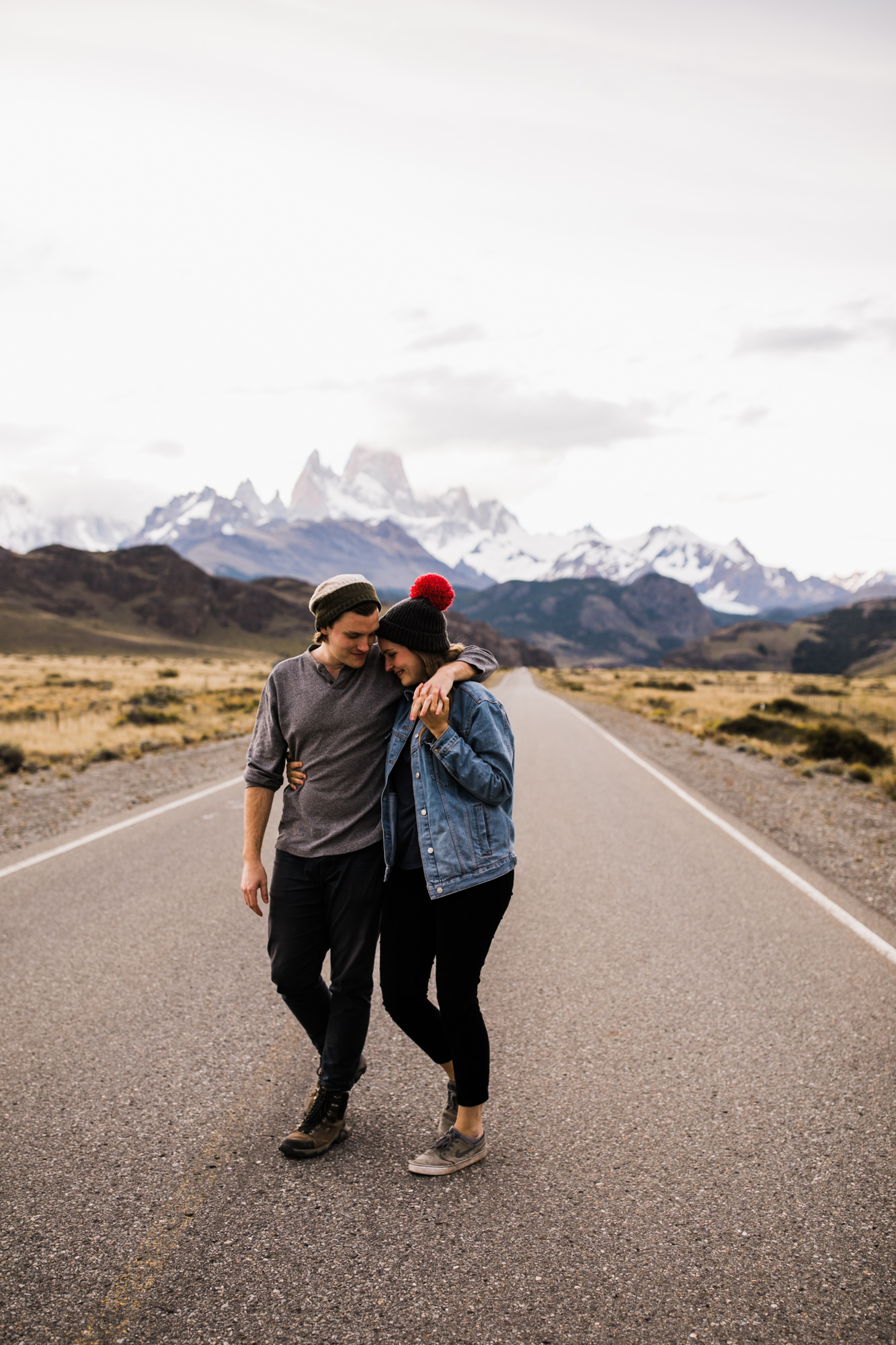 rich + anni's adventure travel session in el chalten | fitz roy, patagonia, argentina | patagonia destination elopement photographer | the hearnes adventure photography | www.thehearnes.com