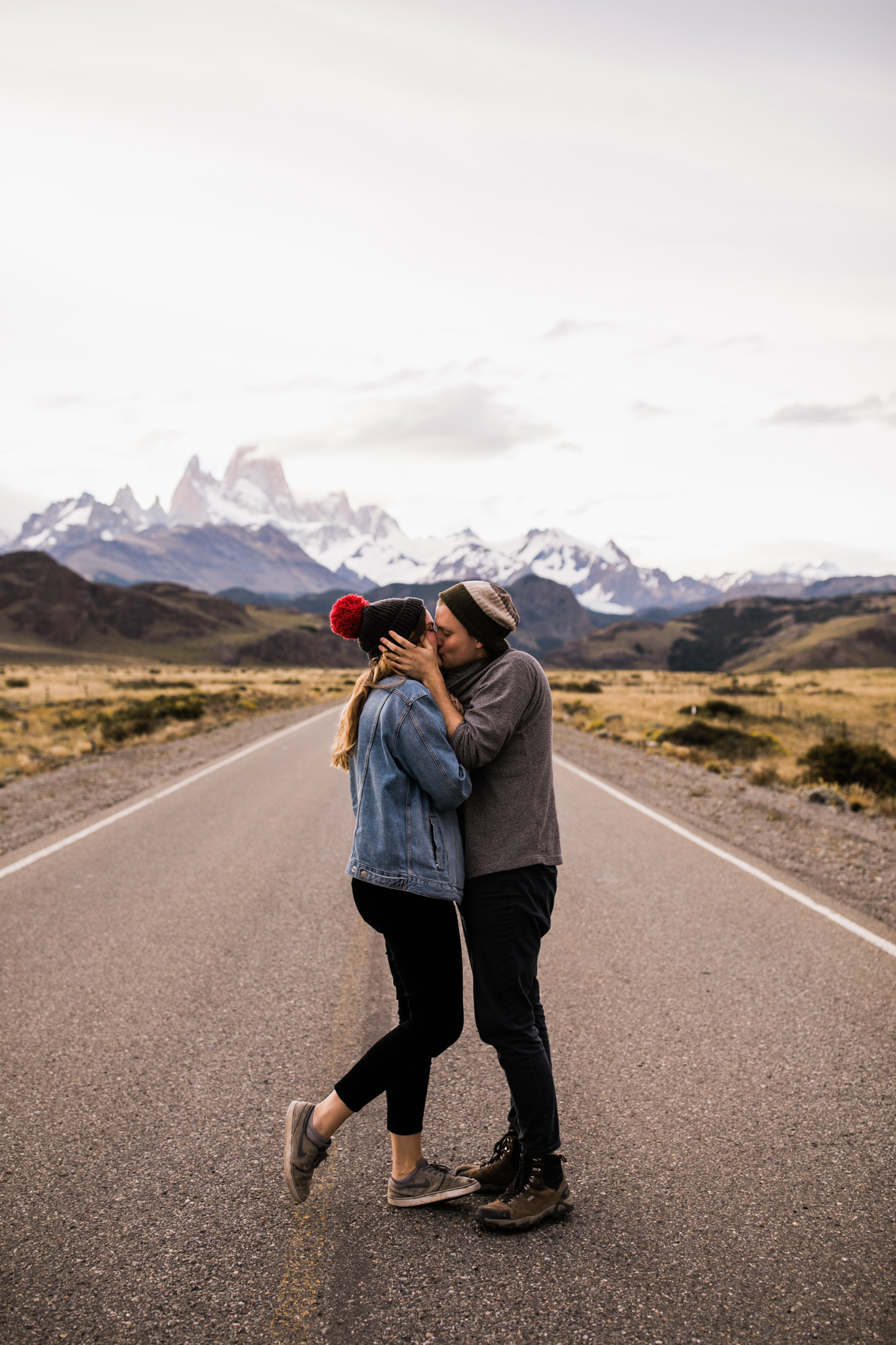 rich + anni's adventure travel session in el chalten | fitz roy, patagonia, argentina | patagonia destination elopement photographer | the hearnes adventure photography | www.thehearnes.com