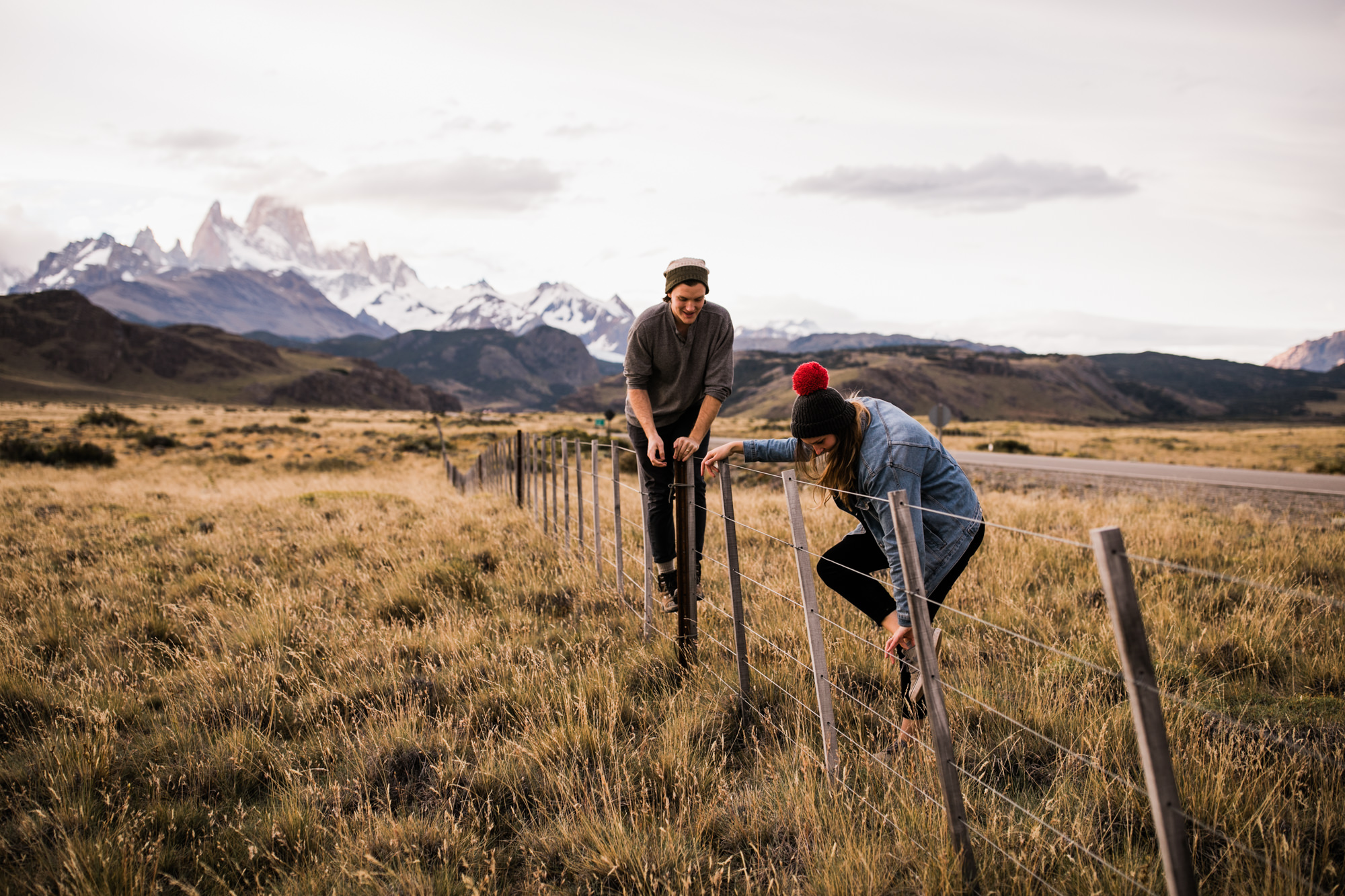 rich + anni's adventure travel session in el chalten | fitz roy, patagonia, argentina | patagonia destination elopement photographer | the hearnes adventure photography | www.thehearnes.com