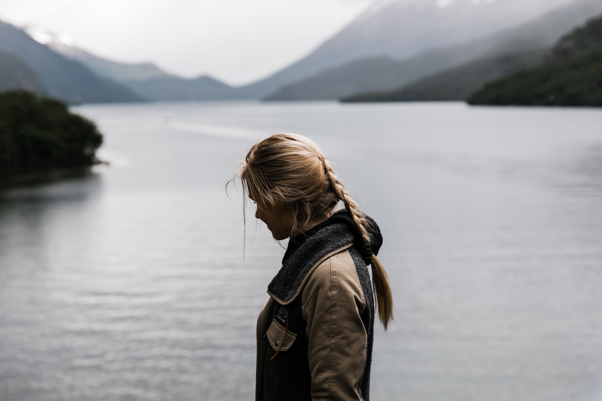 Exploring El Chalten, Argentina | waiting out bad weather near fitz roy | Patagonia Wedding Photographer | www.thehearnes.com