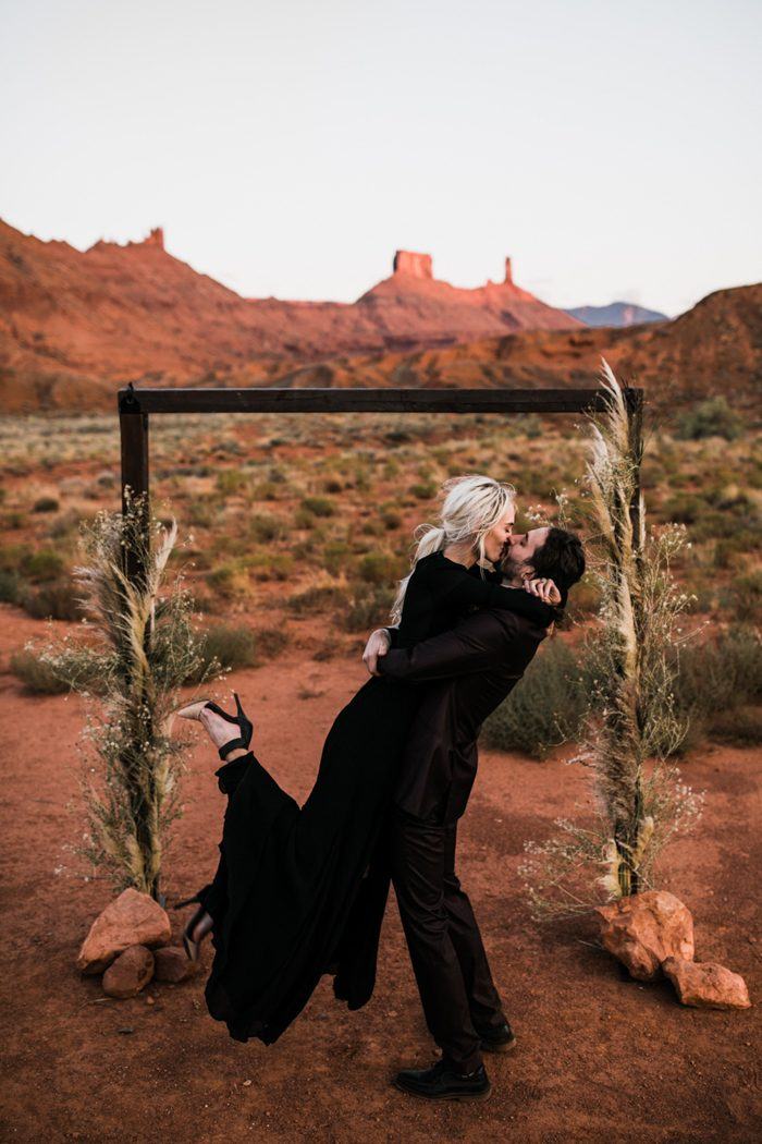 moab utah adventure elopement | bride in a black wedding dress | moab utah elopement photographers | the hearnes adventure photography | www.thehearnes.com
