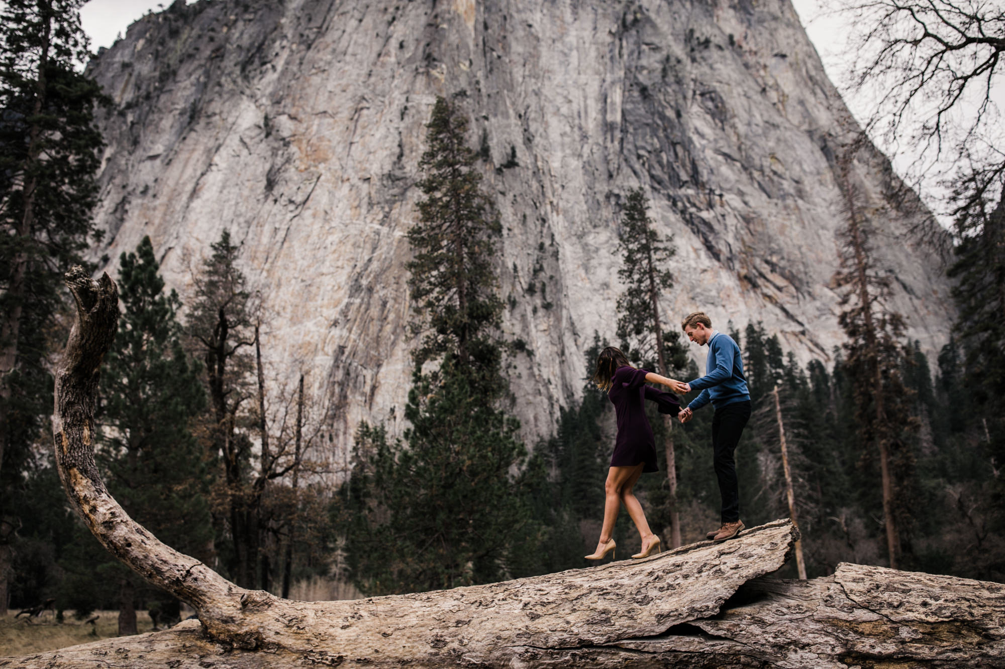 mountain top engagement session in yosemite national park | adventurous destination wedding photographer | the hearnes adventure photography | www.thehearnes.com