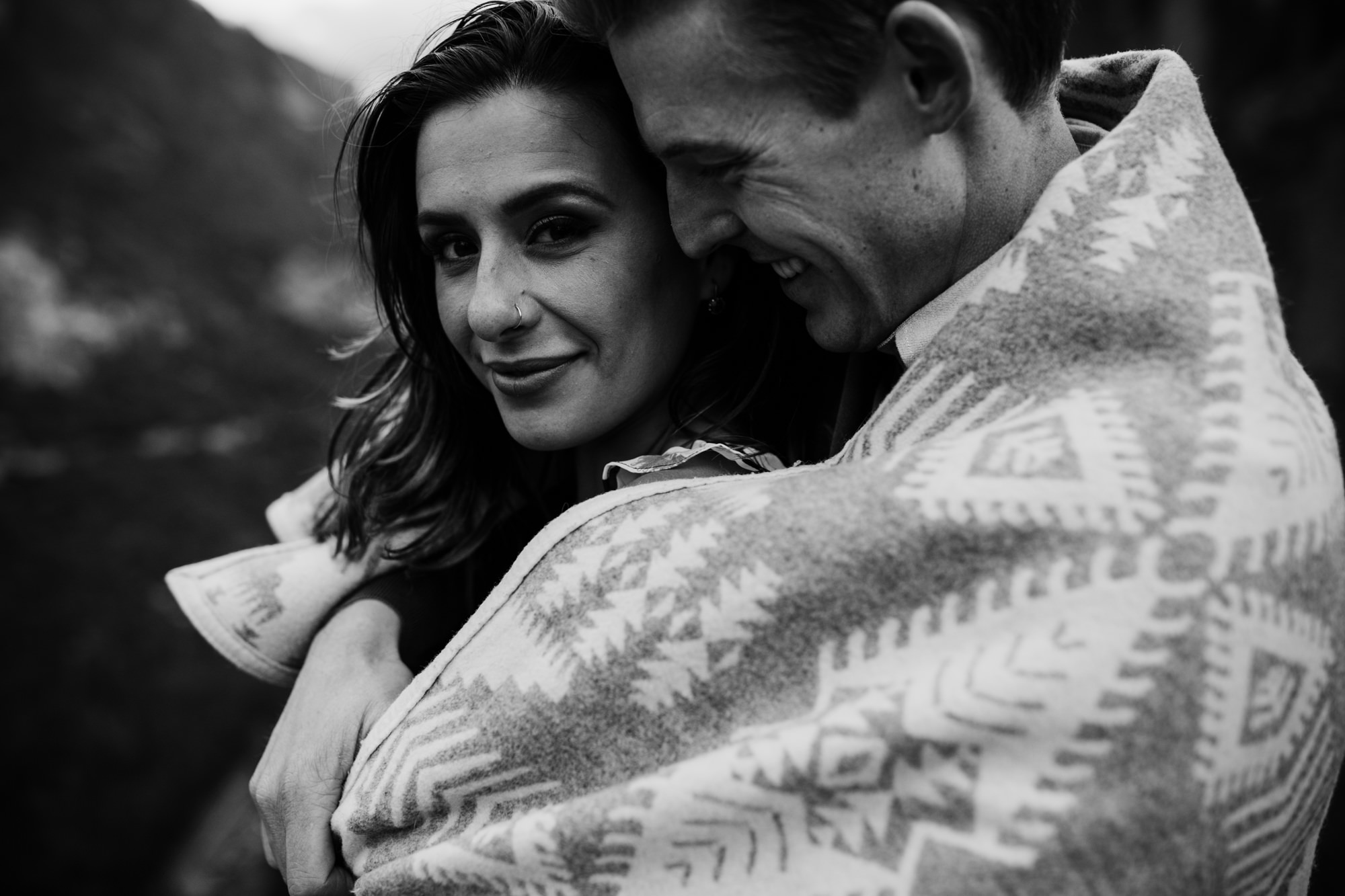mountain top engagement session in yosemite national park | adventurous destination wedding photographer | the hearnes adventure photography | www.thehearnes.com