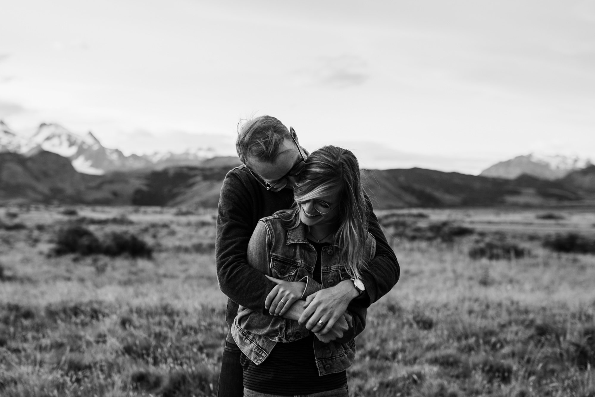 adventure photo session in el chalten | fitz roy, patagonia, argentina | patagonia destination wedding photographer | the hearnes adventure photography | www.thehearnes.com