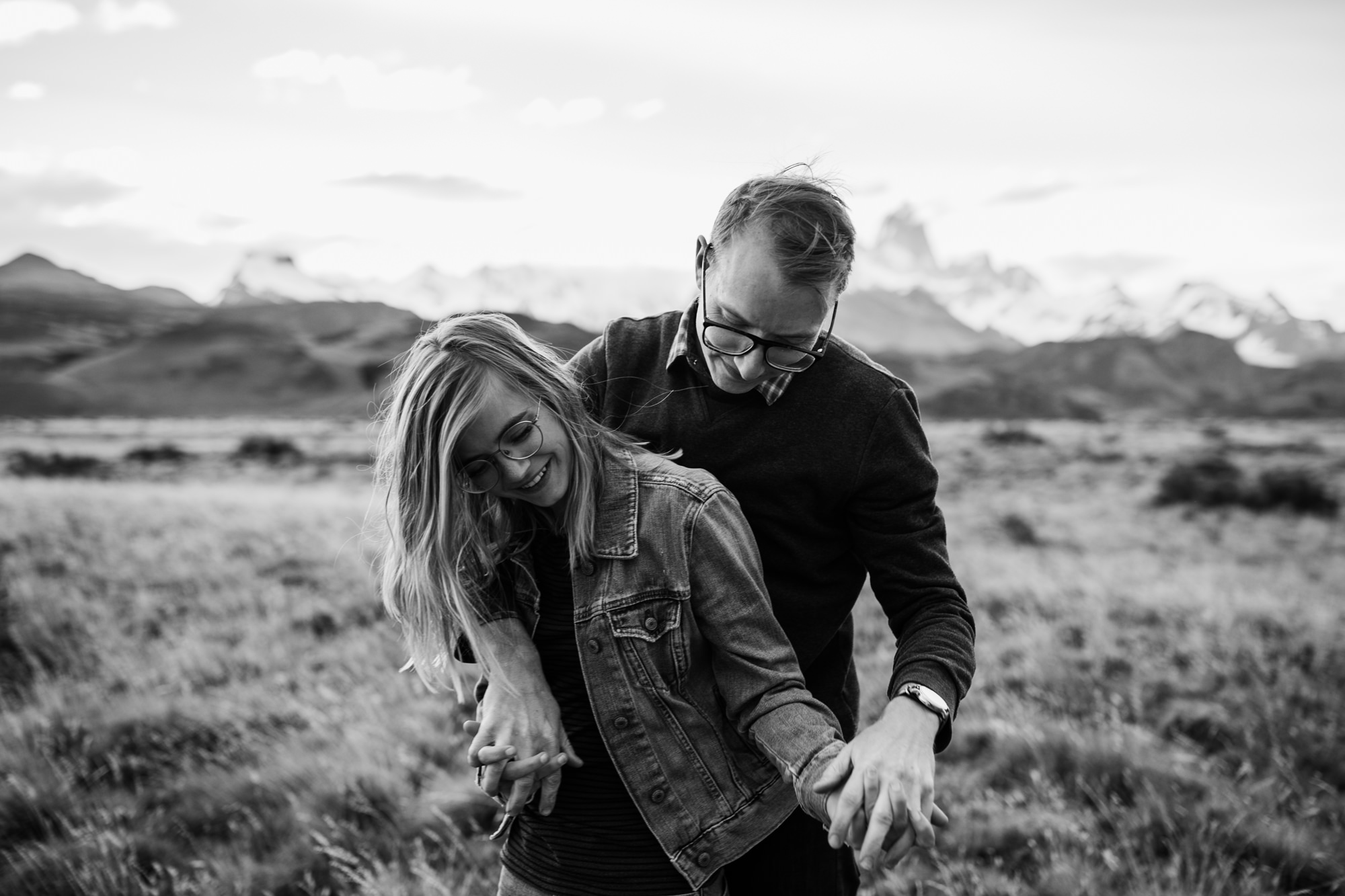 adventure photo session in el chalten | fitz roy, patagonia, argentina | patagonia destination wedding photographer | the hearnes adventure photography | www.thehearnes.com