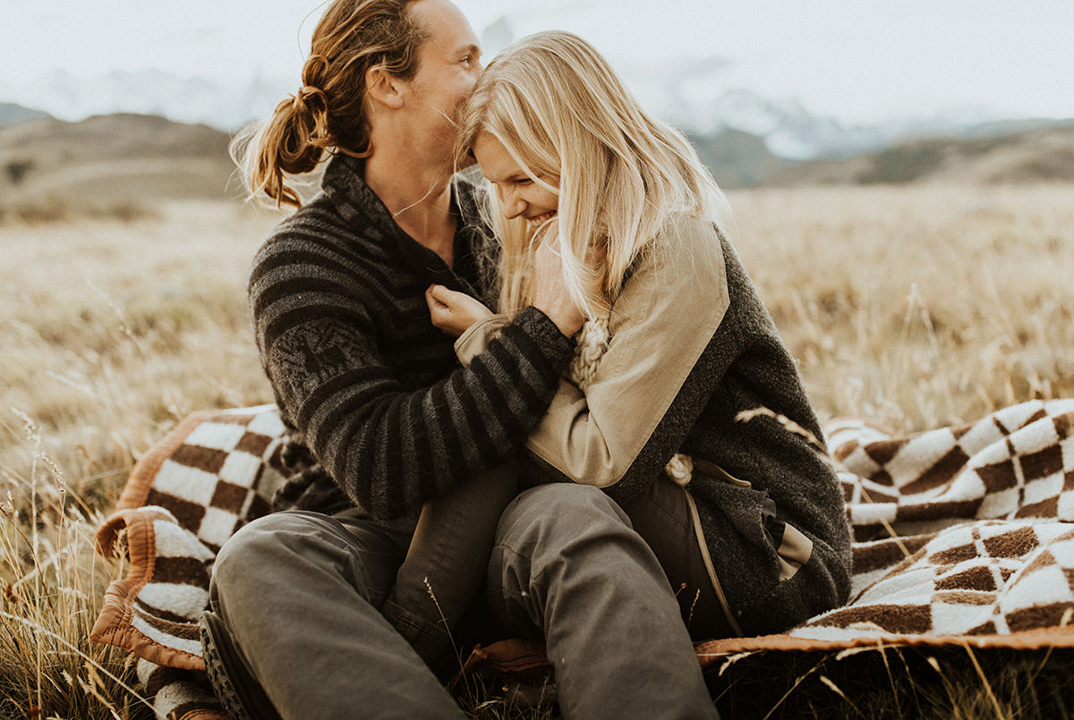 our adventure photo session in patagonia | photos by anni graham | el chalten, argentina | patagonia elopement photographer | www.thehearnes.com