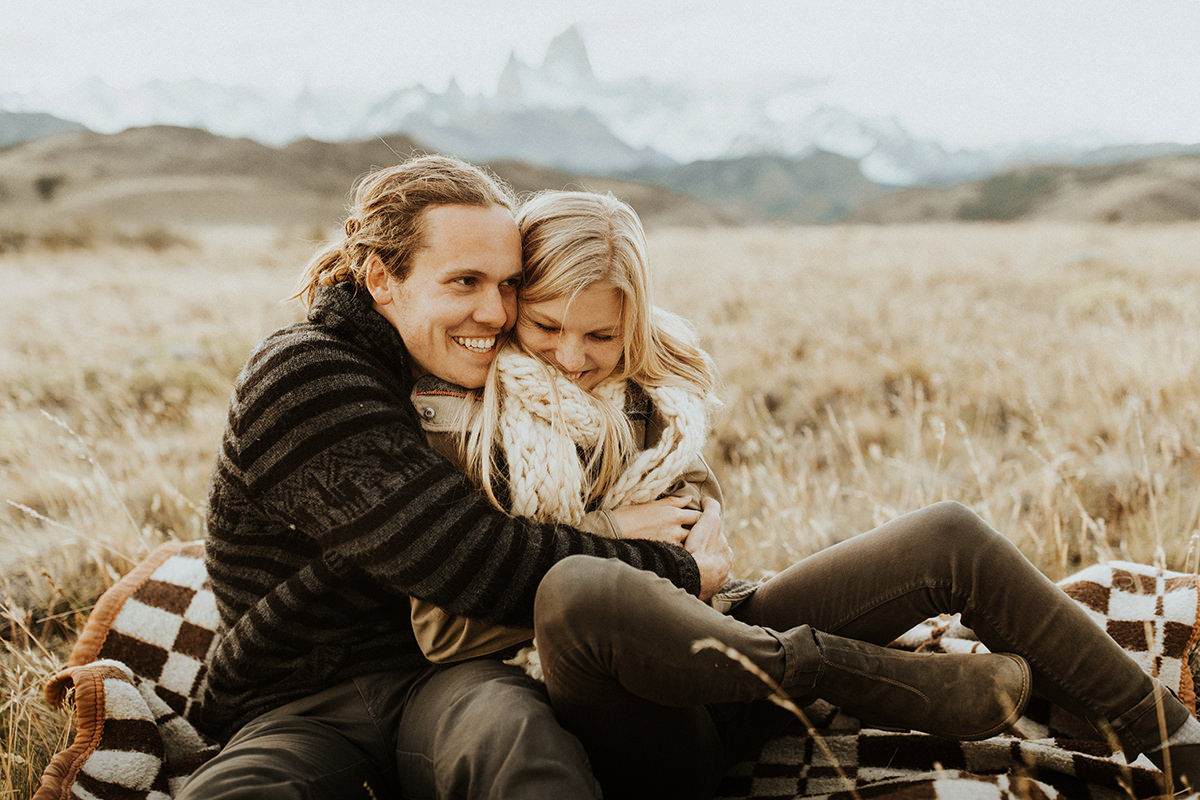 our adventure photo session in patagonia | photos by anni graham | el chalten, argentina | patagonia elopement photographer | www.thehearnes.com