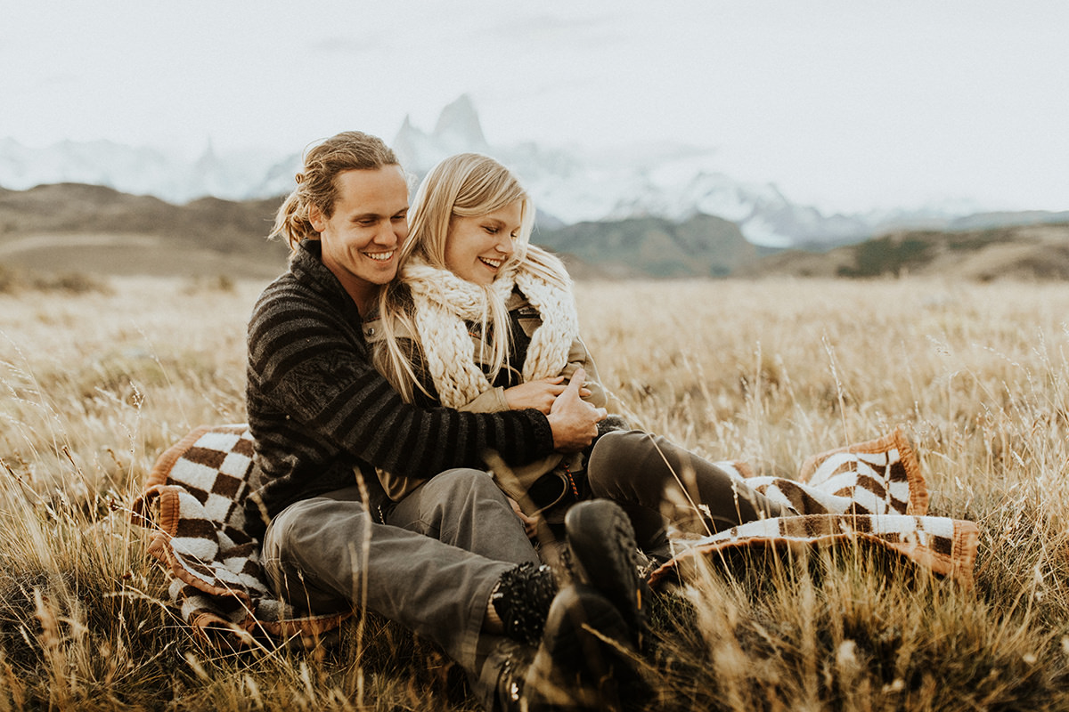 our adventure photo session in patagonia | photos by anni graham | el chalten, argentina | patagonia elopement photographer | www.thehearnes.com