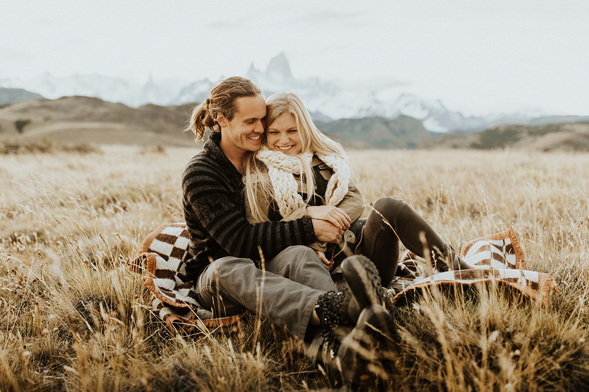 our adventure photo session in patagonia | photos by anni graham | el chalten, argentina | patagonia elopement photographer | www.thehearnes.com