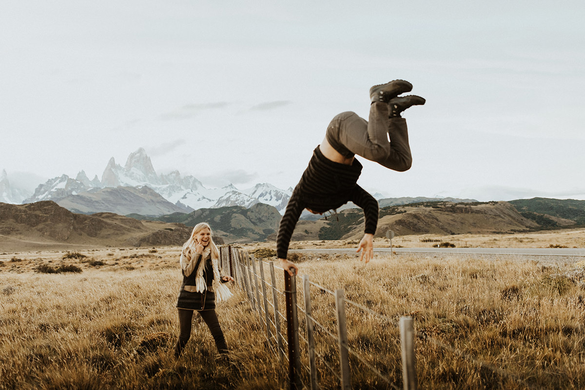 our adventure photo session in patagonia | photos by anni graham | el chalten, argentina | patagonia elopement photographer | www.thehearnes.com