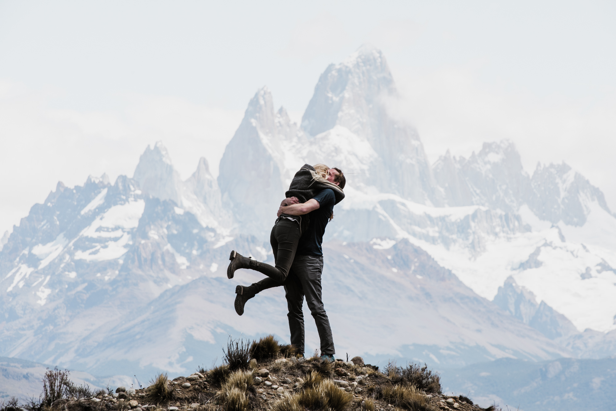 sunset + sunrise in el chalten, argentina | 24 hours of fitz roy | patagonia wedding + elopement photographers | the hearnes adventure photography | www.thehearnes.com