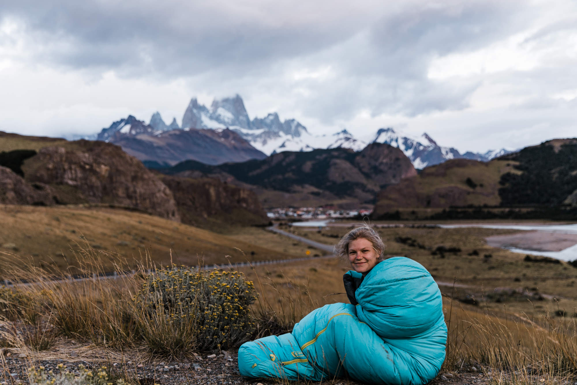 sunset + sunrise in el chalten, argentina | 24 hours of fitz roy | patagonia wedding + elopement photographers | the hearnes adventure photography | www.thehearnes.com