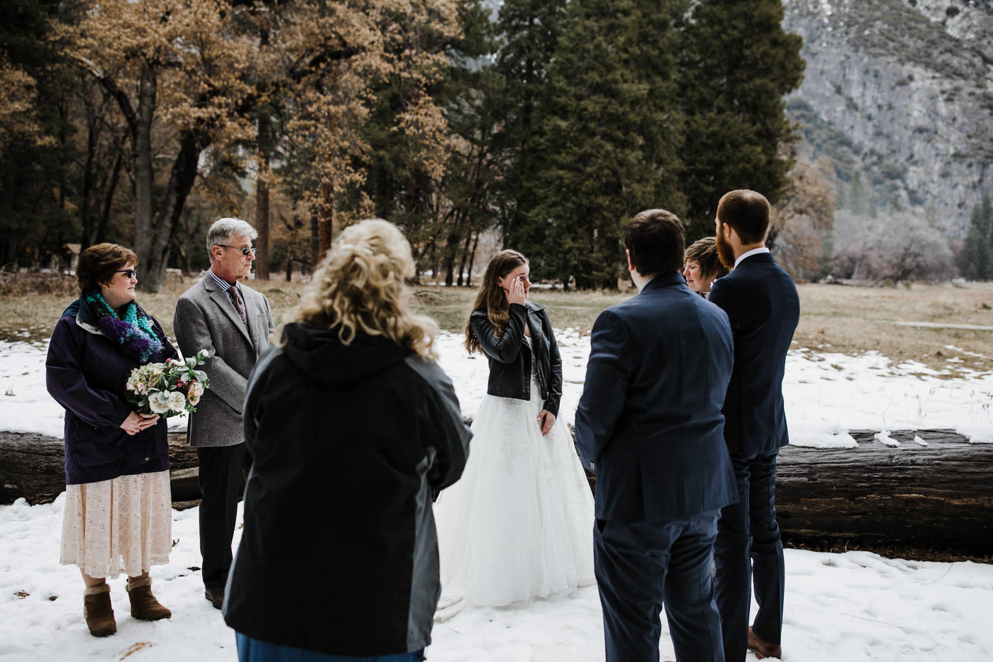 snowy elopement wedding ceremony in yosemite national park | The Hearnes Adventure Photography