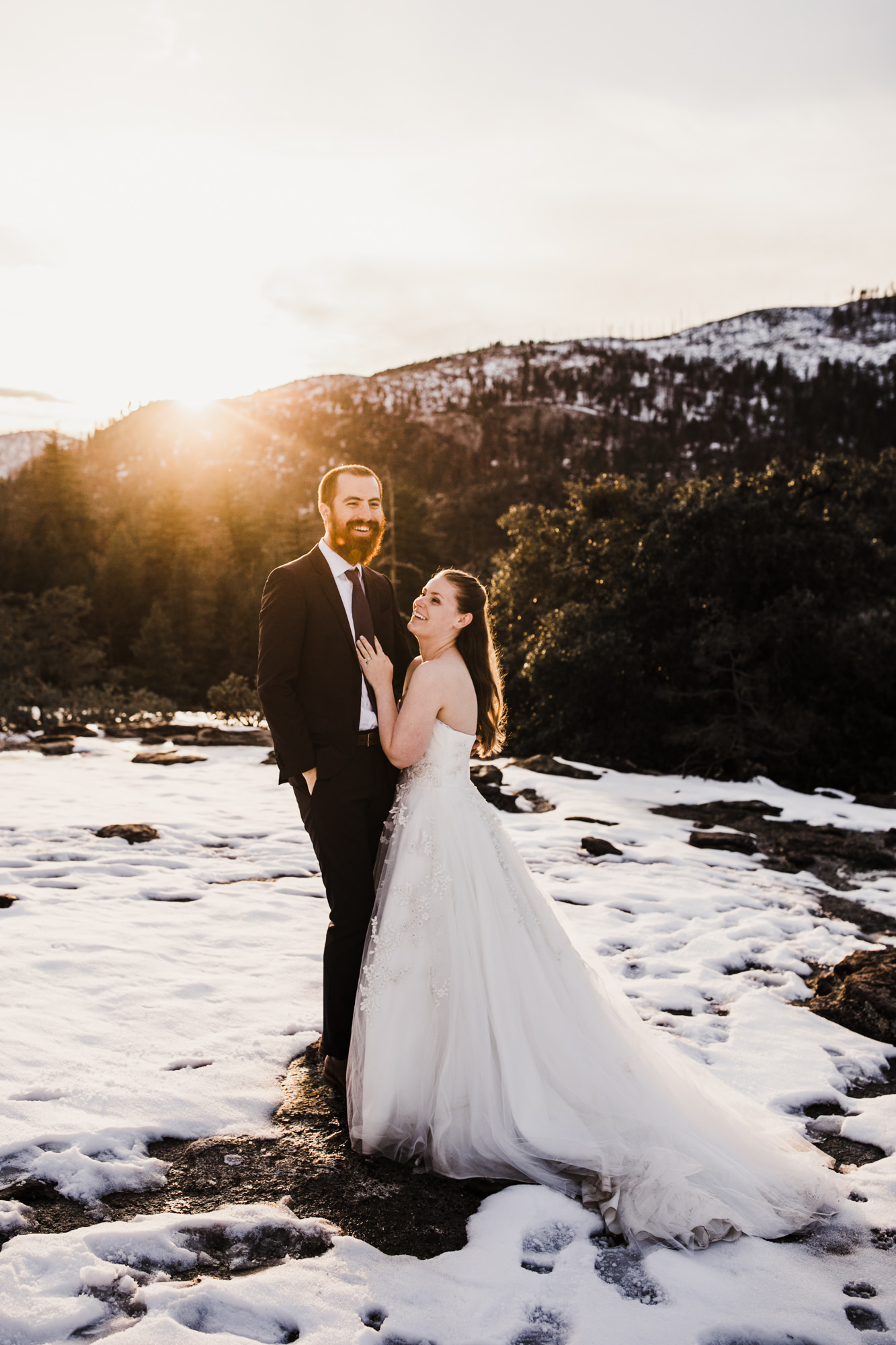 snowy elopement wedding in yosemite national park | The Hearnes Adventure Photography