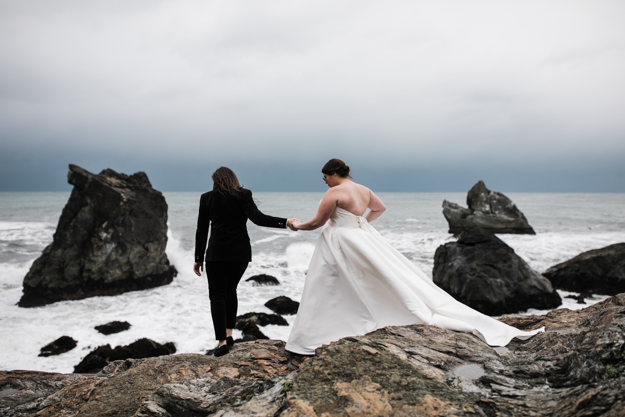 adventure elopement on the northern california coast