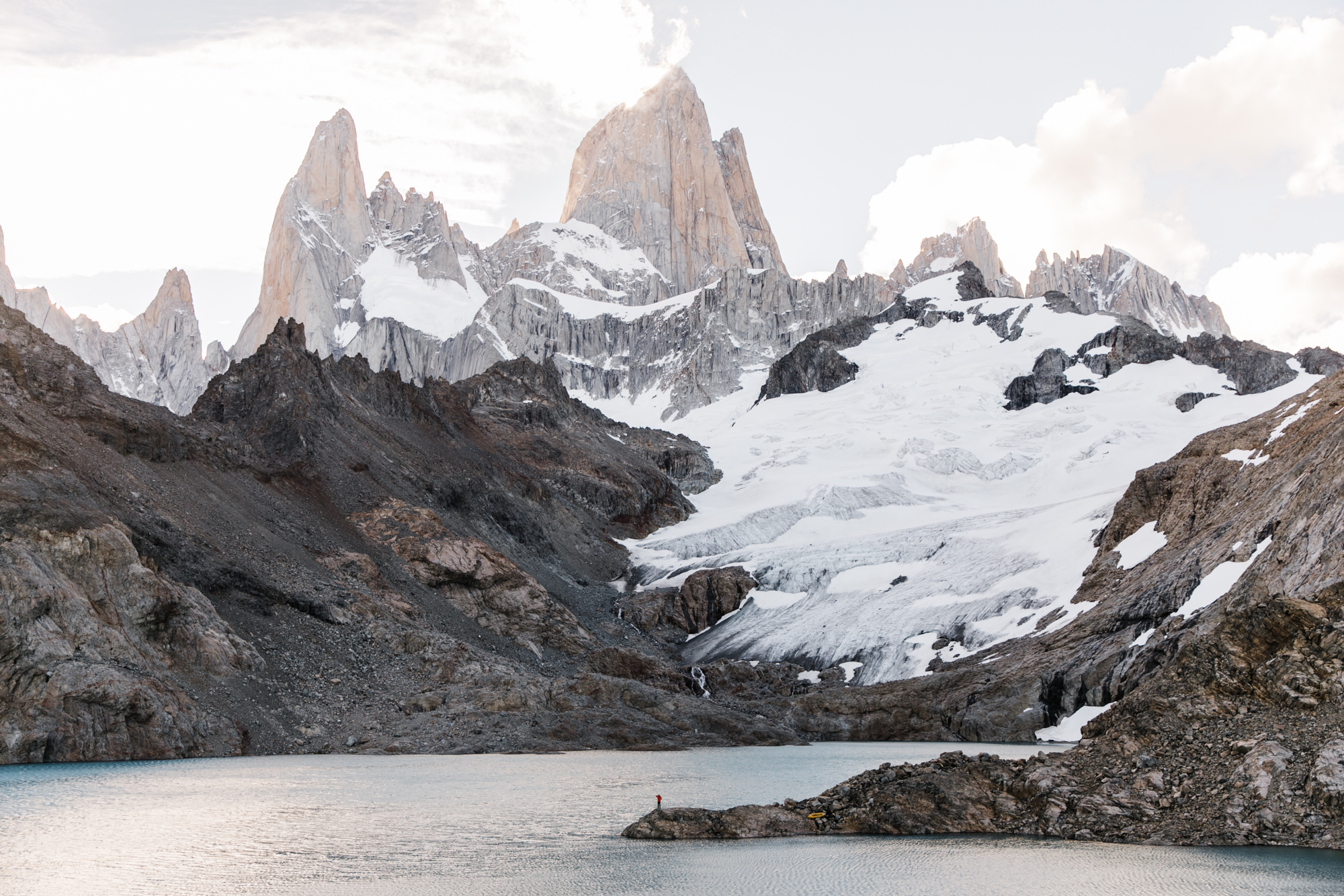 backpacking near Fitz Roy in Patagonia | Camp Poincenot + Lago De Los Tres | adventure elopement inspiration | the hearnes adventure wedding photography