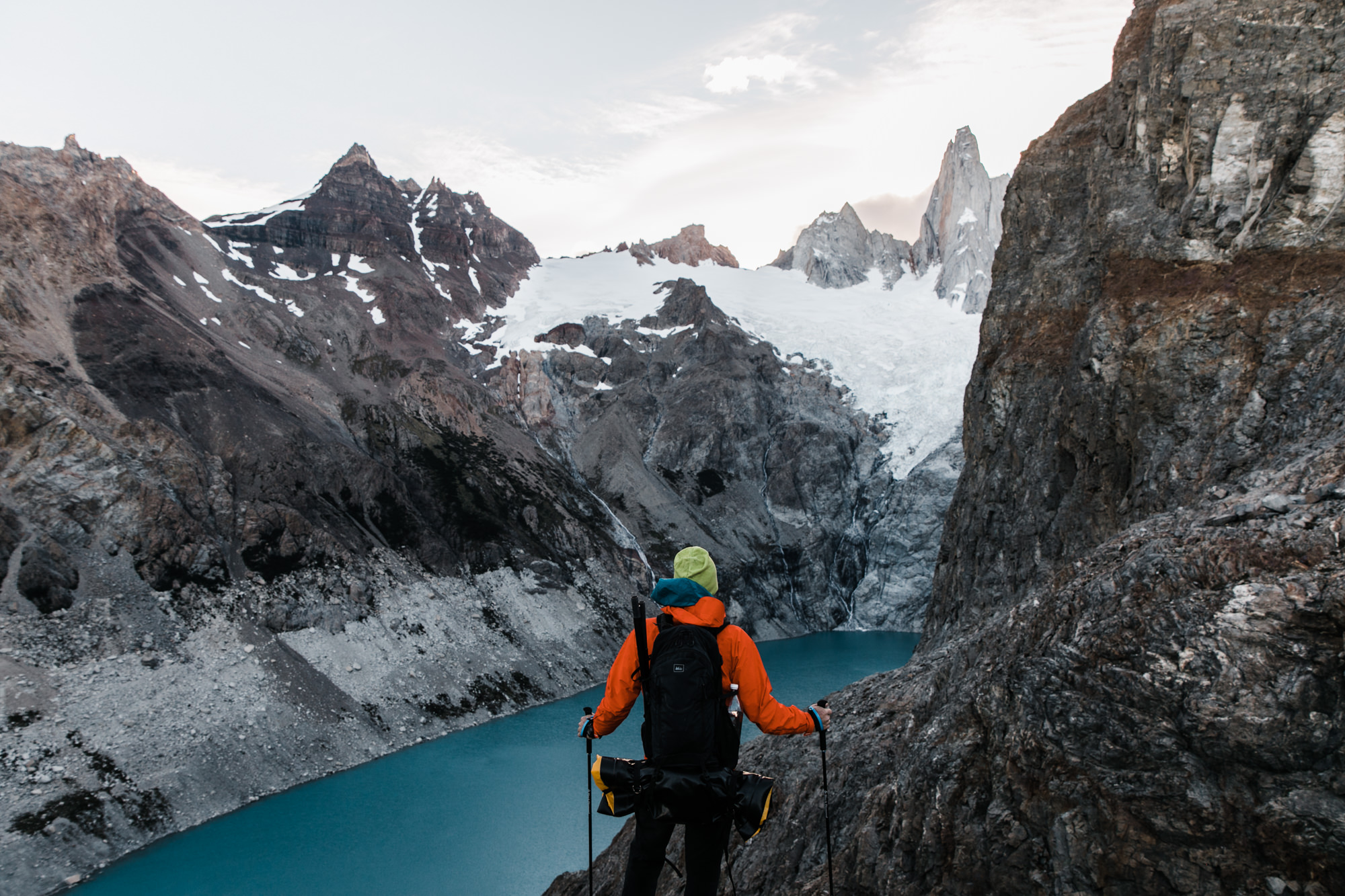 backpacking near Fitz Roy in Patagonia | Camp Poincenot + Lago De Los Tres | adventure elopement inspiration | the hearnes adventure wedding photography
