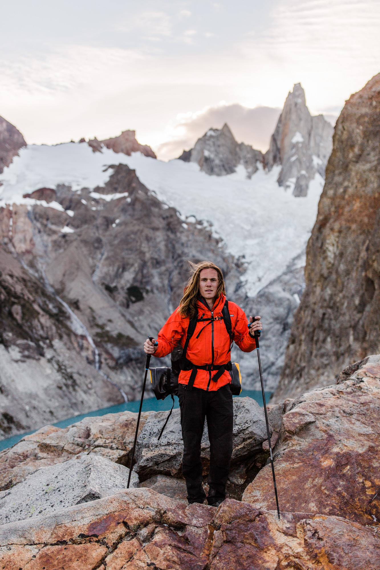 backpacking near Fitz Roy in Patagonia | Camp Poincenot + Lago De Los Tres | adventure elopement inspiration | the hearnes adventure wedding photography