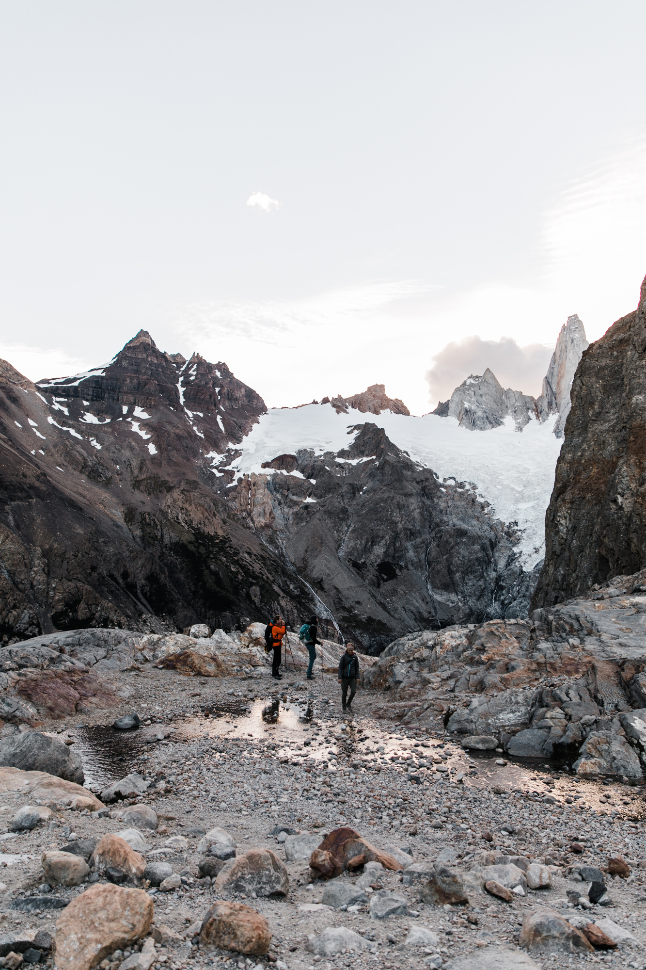 backpacking near Fitz Roy in Patagonia | Camp Poincenot + Lago De Los Tres | adventure elopement inspiration | the hearnes adventure wedding photography